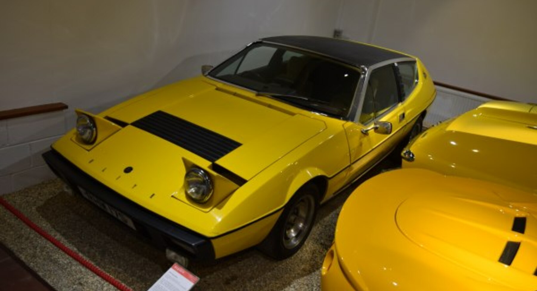 Lotus Elite (Type 75) 2.0 (162 Hp) 1974, 1975, 1976, 1977, 1978, 1979, 1980 