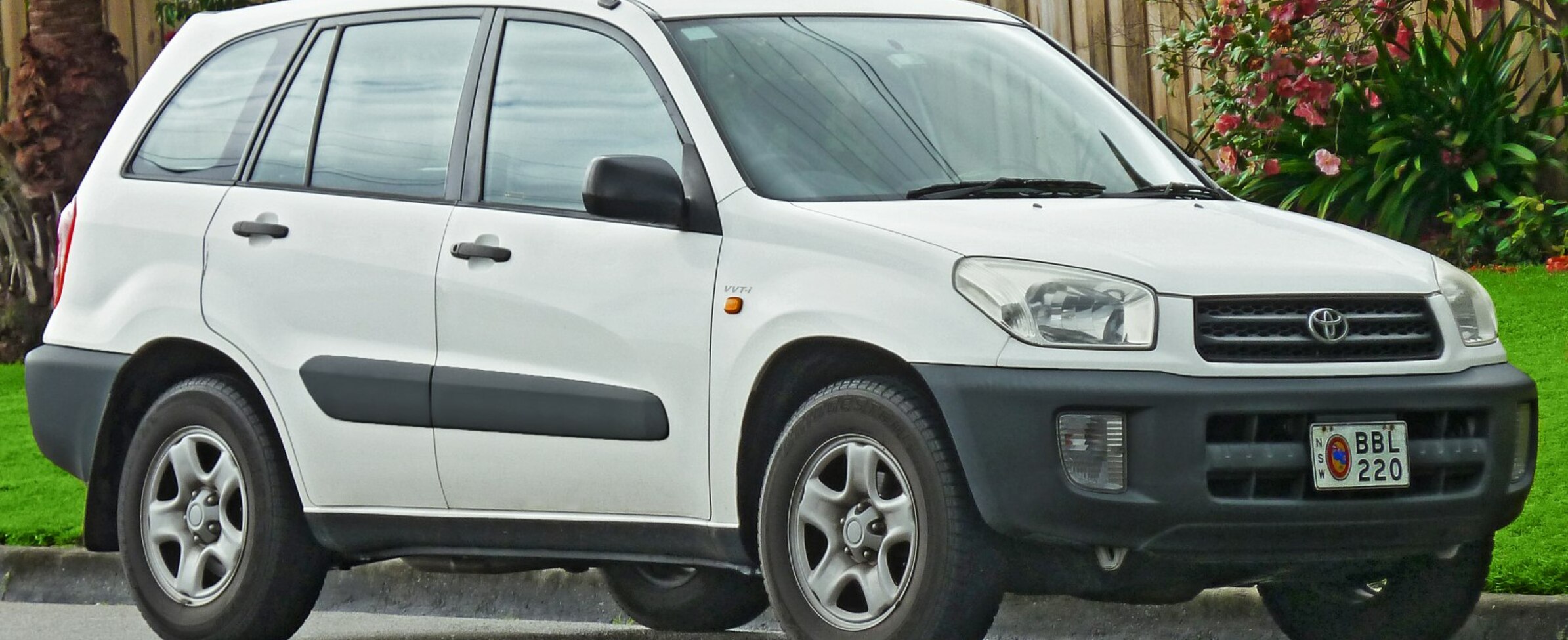 Toyota RAV4 II (XA20) 5-door 2.0i 16V (150 Hp) 4WD Automatic 2000, 2001, 2002, 2003 