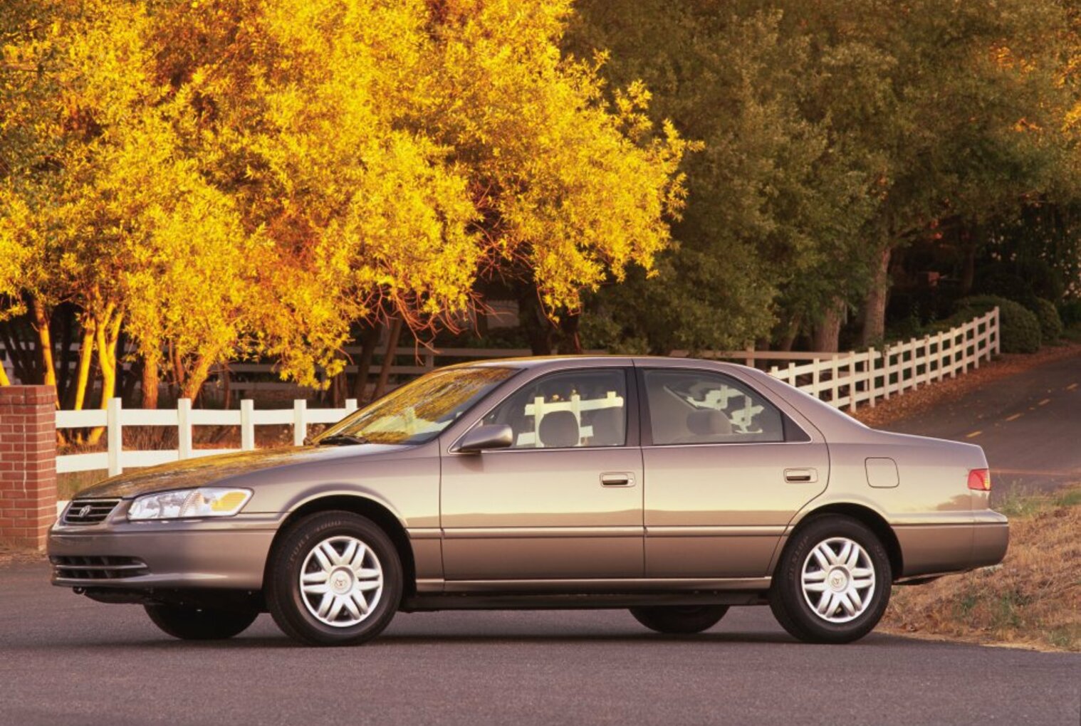 Toyota Camry IV (XV20, facelift 2000) 3.0 V6 24V (194 Hp) 2000, 2001 