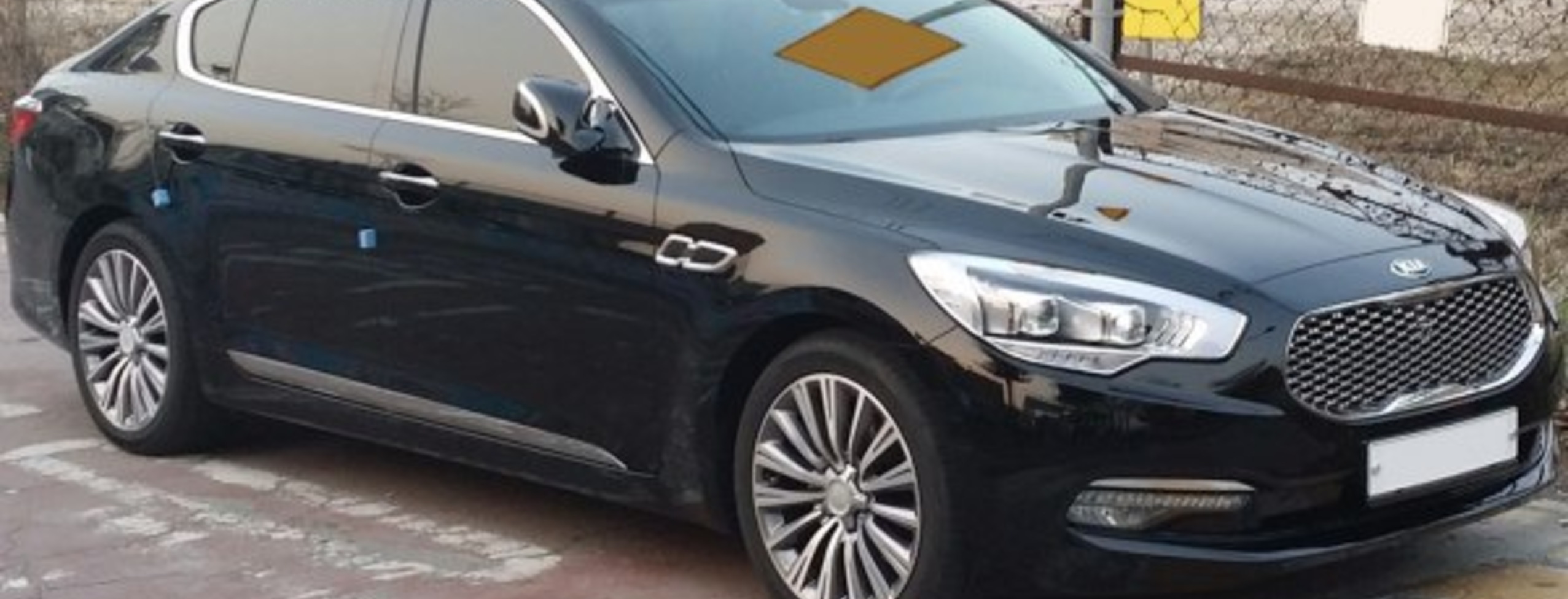 Kia K9 I (facelift 2014) 5.0 GDI V8 (420 Hp) Automatic 2014, 2015, 2016, 2017, 2018 