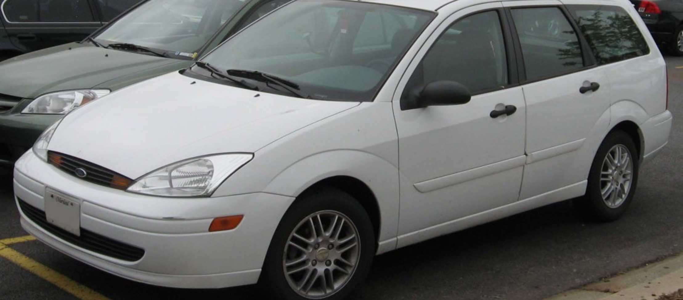 Ford Focus Turnier (USA) 2.0i 16V SE (131 Hp) 1999, 2000, 2001, 2002, 2003, 2004 