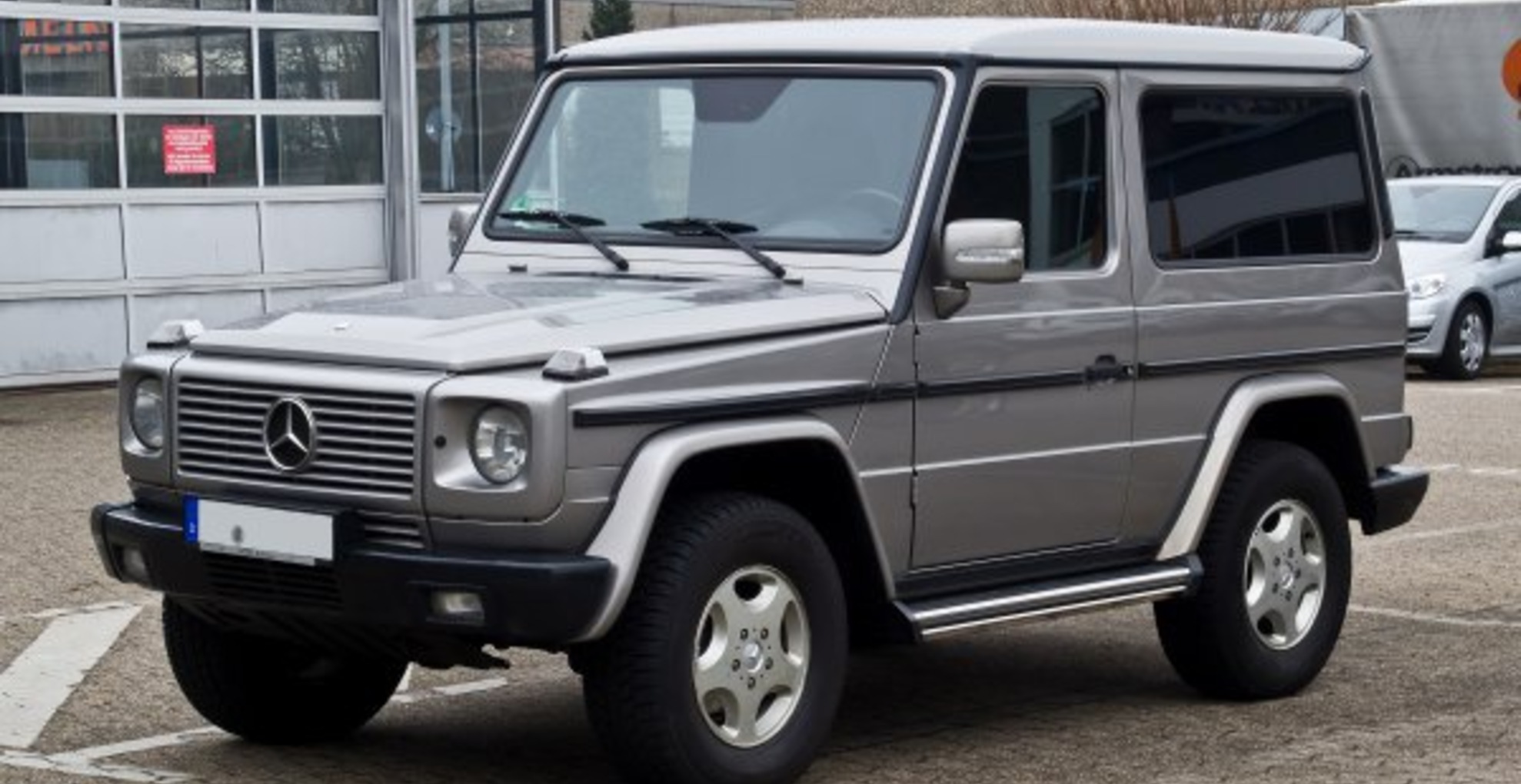 Mercedes-Benz G-class (W463, facelift 2000) G 400 CDI V8 (250 Hp) Automatic 2001, 2002, 2003, 2004, 2005, 2006 