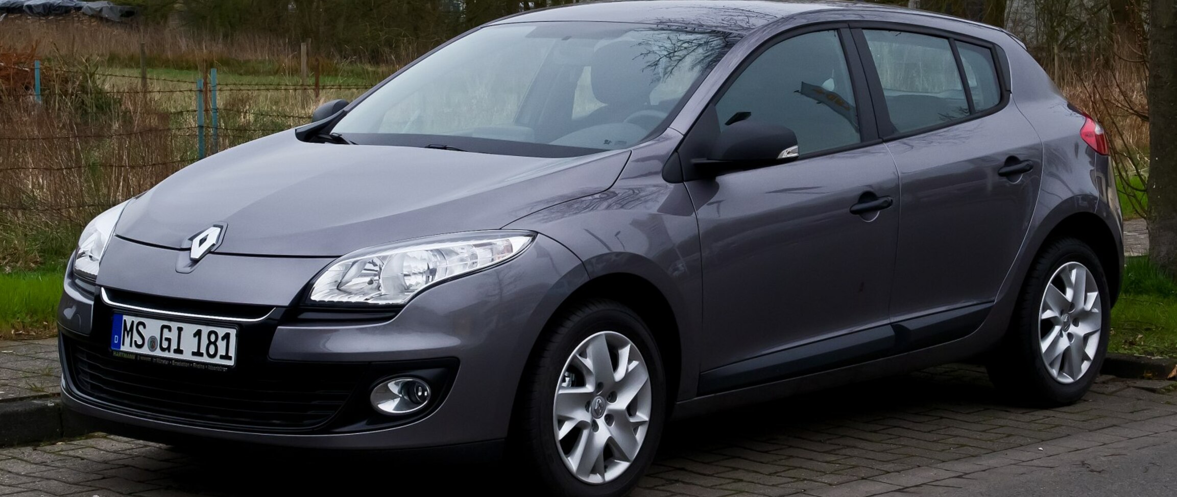 Renault Megane III (Phase II, 2012) 1.6 16V (110 Hp) Ethanol 2012, 2013 