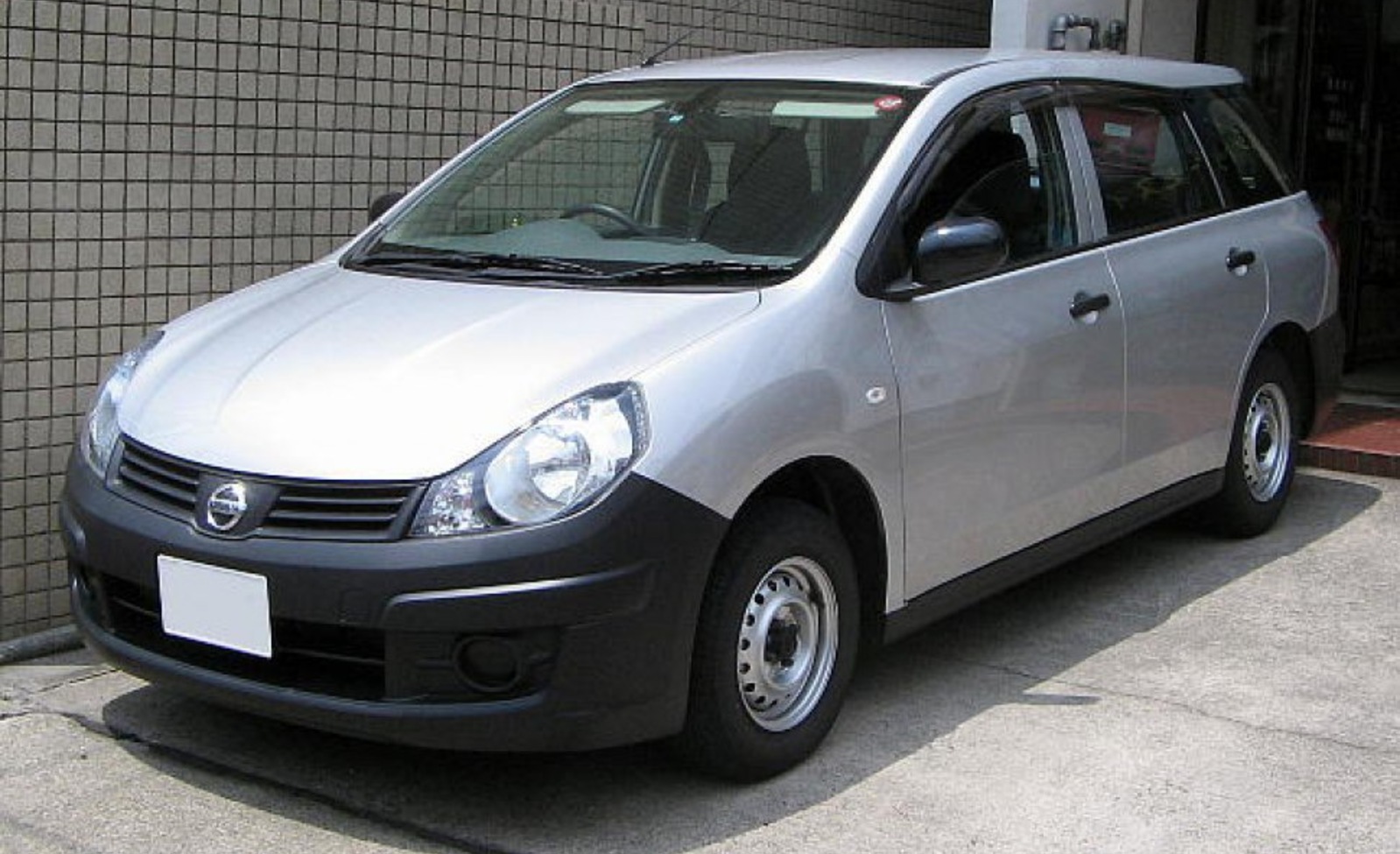 Nissan AD Y12 1.8 i (124 Hp) Automatic 2006, 2007, 2008, 2009, 2010, 2011, 2012, 2013, 2014, 2015, 2016 