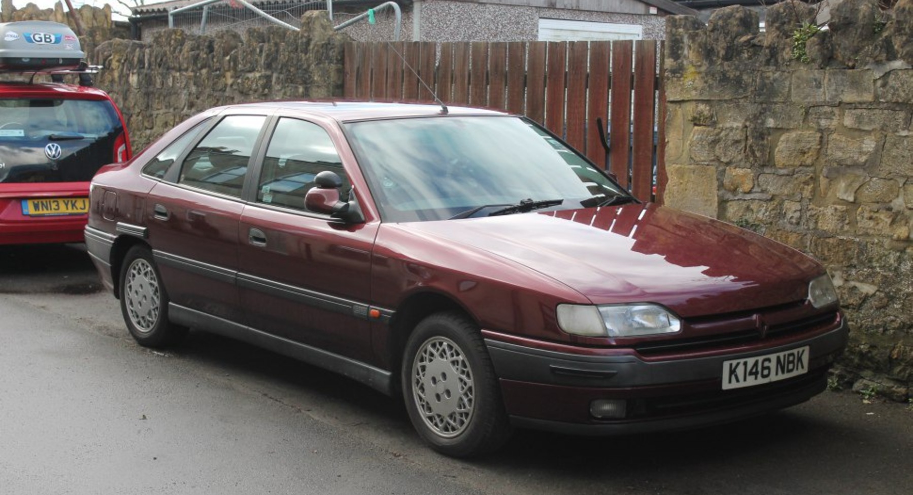 Renault Safrane I (B54) 2.2 (B541) (107 Hp) 1992, 1993, 1994, 1995, 1996 