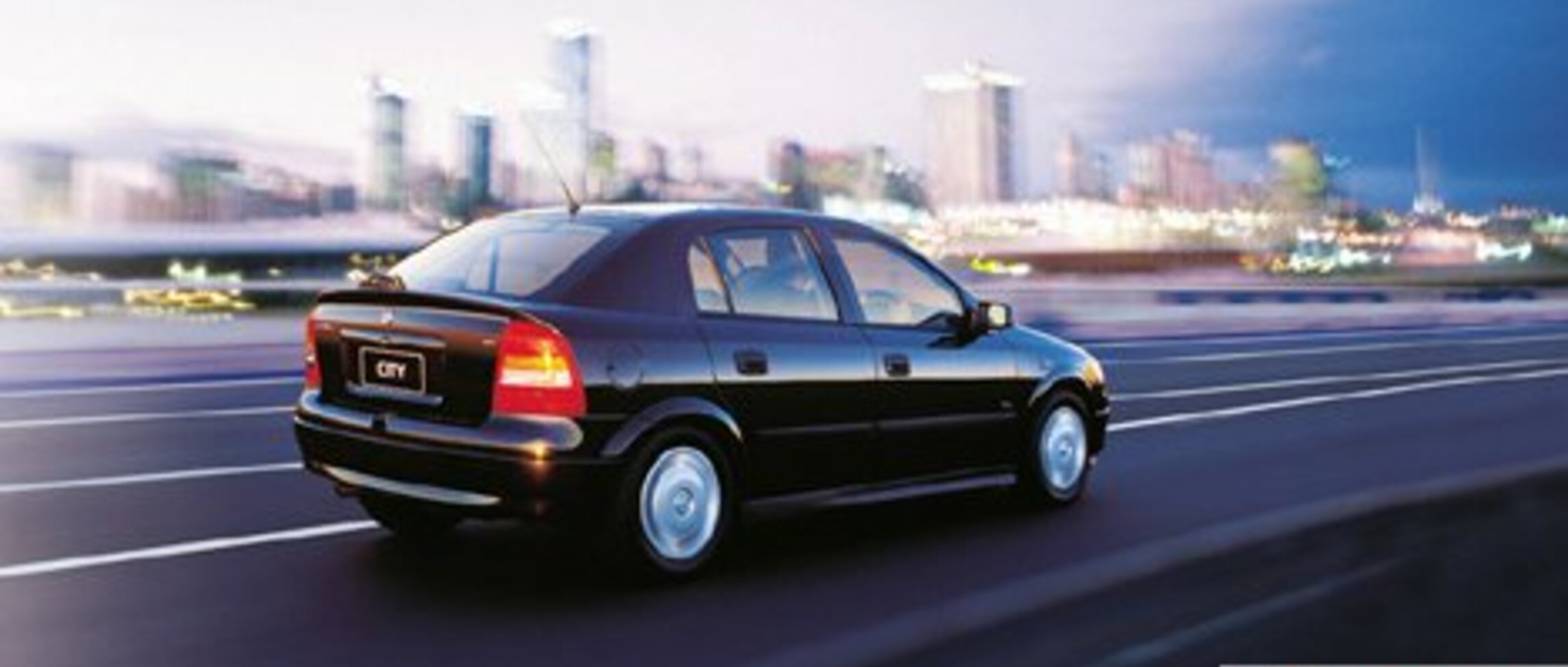 Holden Astra Hatchback 2.0 i 16V Turbo (200 Hp) 2002, 2003, 2004, 2005 