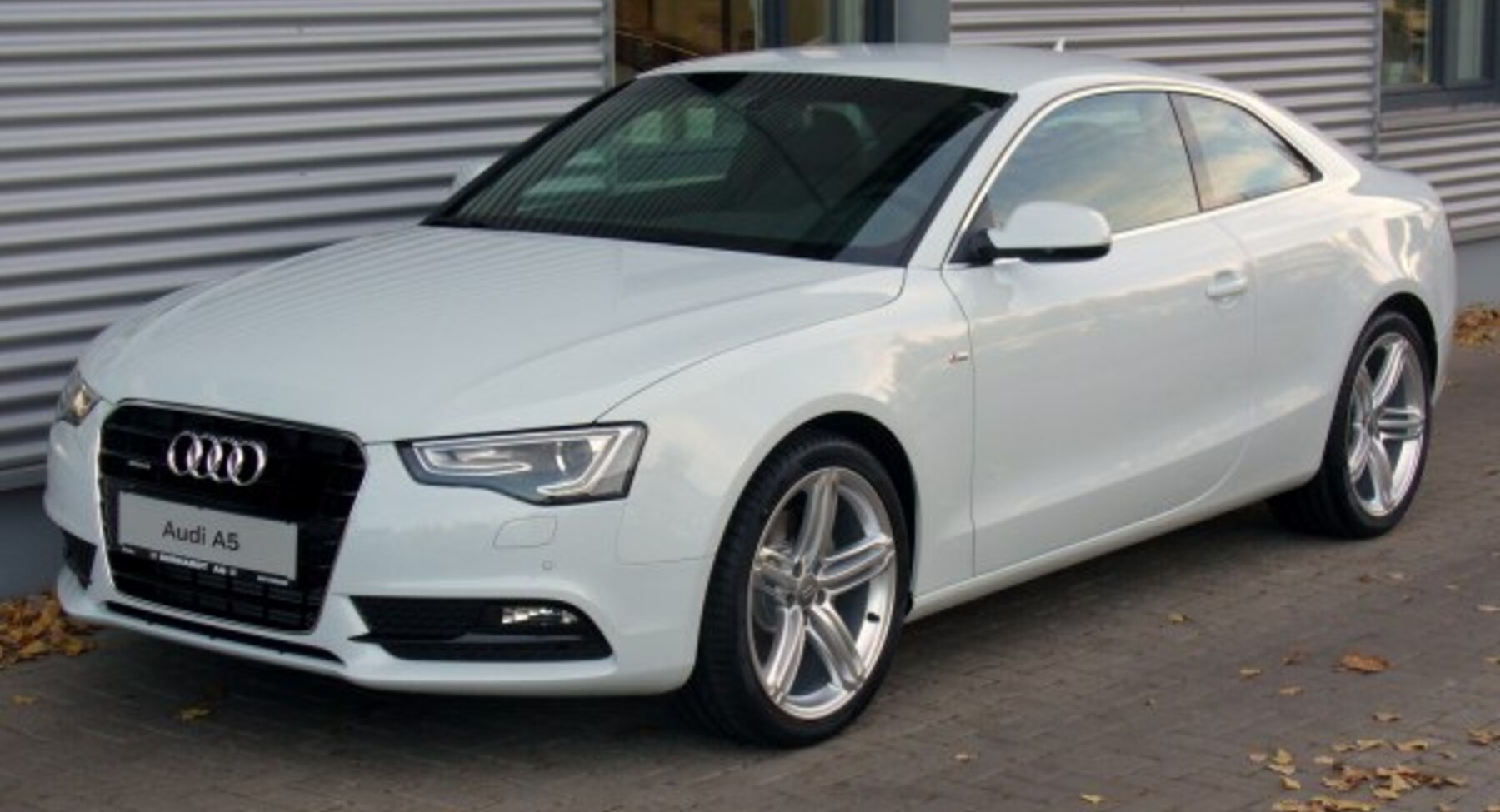 Audi A5 Coupe (8T3, facelift 2011) 2.0 TFSI (230 Hp) 2015, 2016 