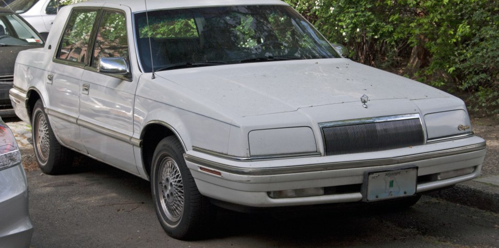 Chrysler New Yorker XIII Salon 3.3 V6 (150 Hp) 1988, 1989, 1990, 1991, 1992, 1993 