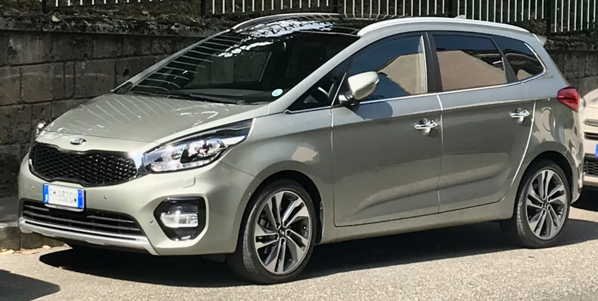 Kia Carens III (facelift 2016) 1.6 GDI (135 Hp) 2016, 2017, 2018, 2019 