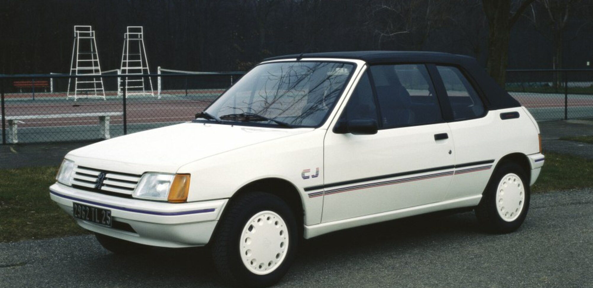 Peugeot 205 I Cabrio (741B,20D) 1.4 CJ (60 Hp) 1988, 1989 