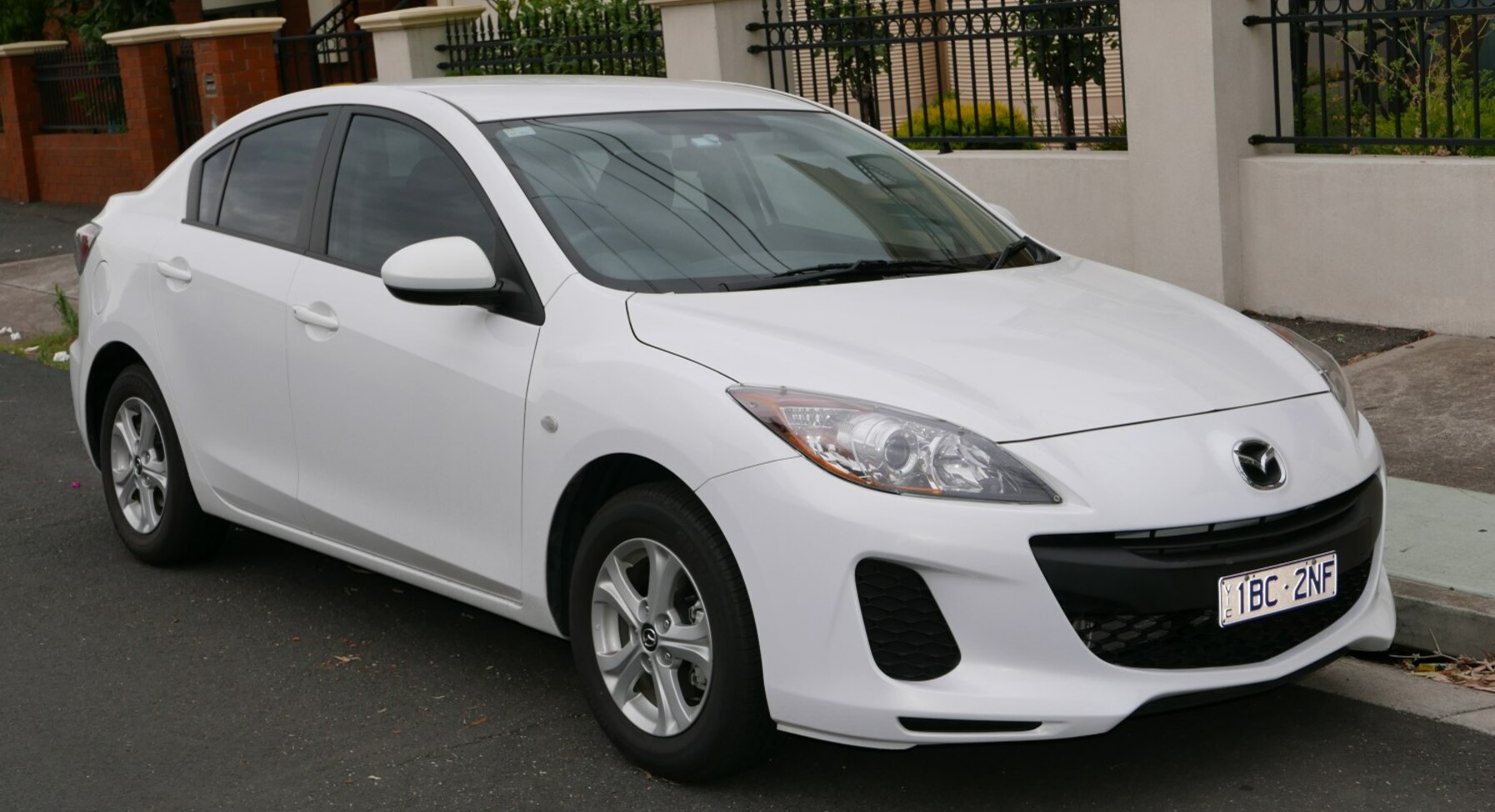 Mazda 3 II Sedan (BL, facelift 2011) 2.5 (167 Hp) Automatic 2011, 2012, 2013 