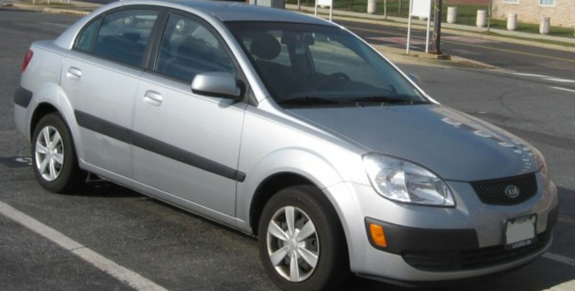 Kia Rio II Sedan (JB) 1.6i 16V (112 Hp) Automatic 2005, 2006 