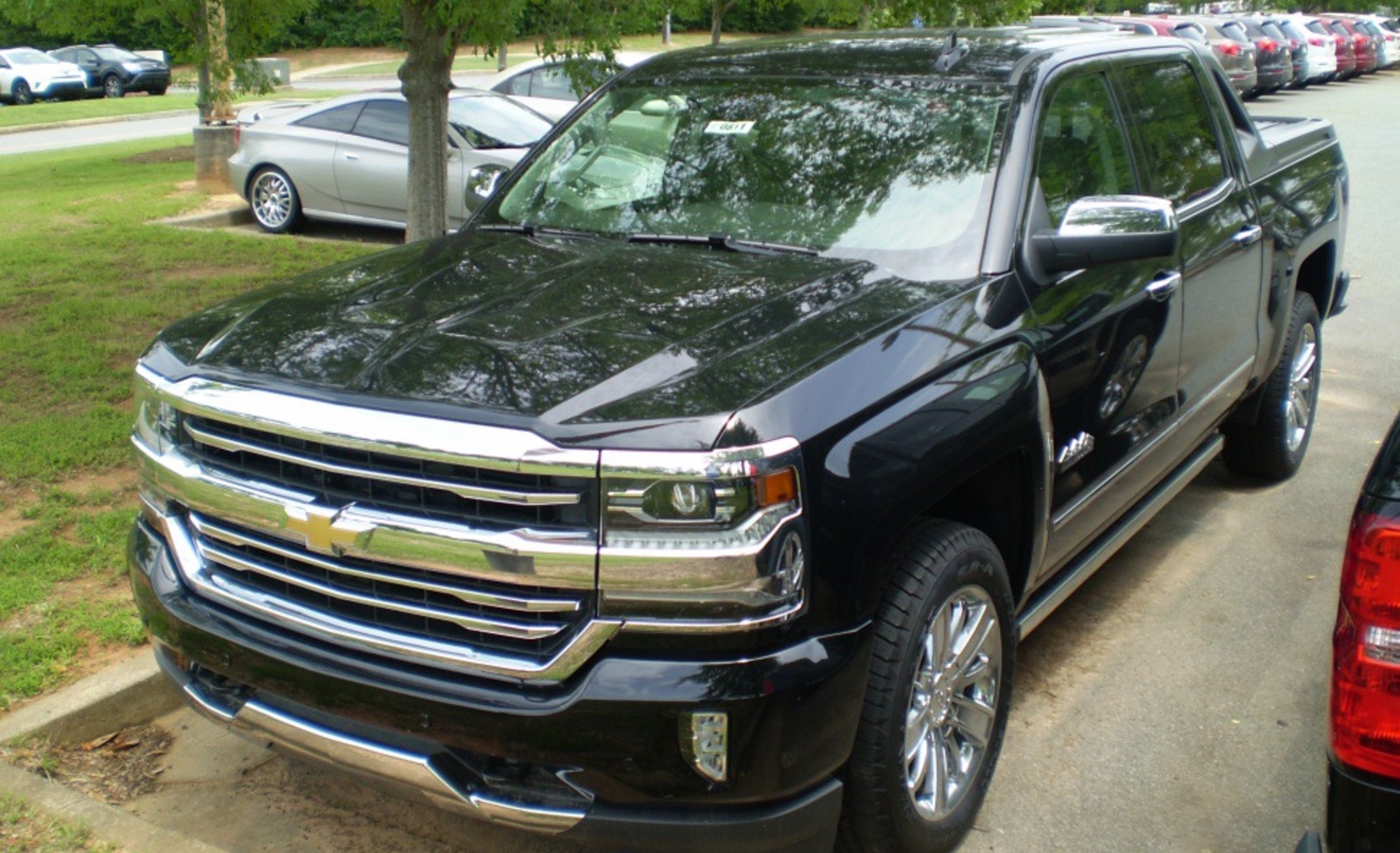 Chevrolet Silverado 1500 Crew Cab III (facelift 2016) Short Box 4.3 V6 EcoTec3 (285 Hp) 4WD Automatic 2016, 2017, 2018 