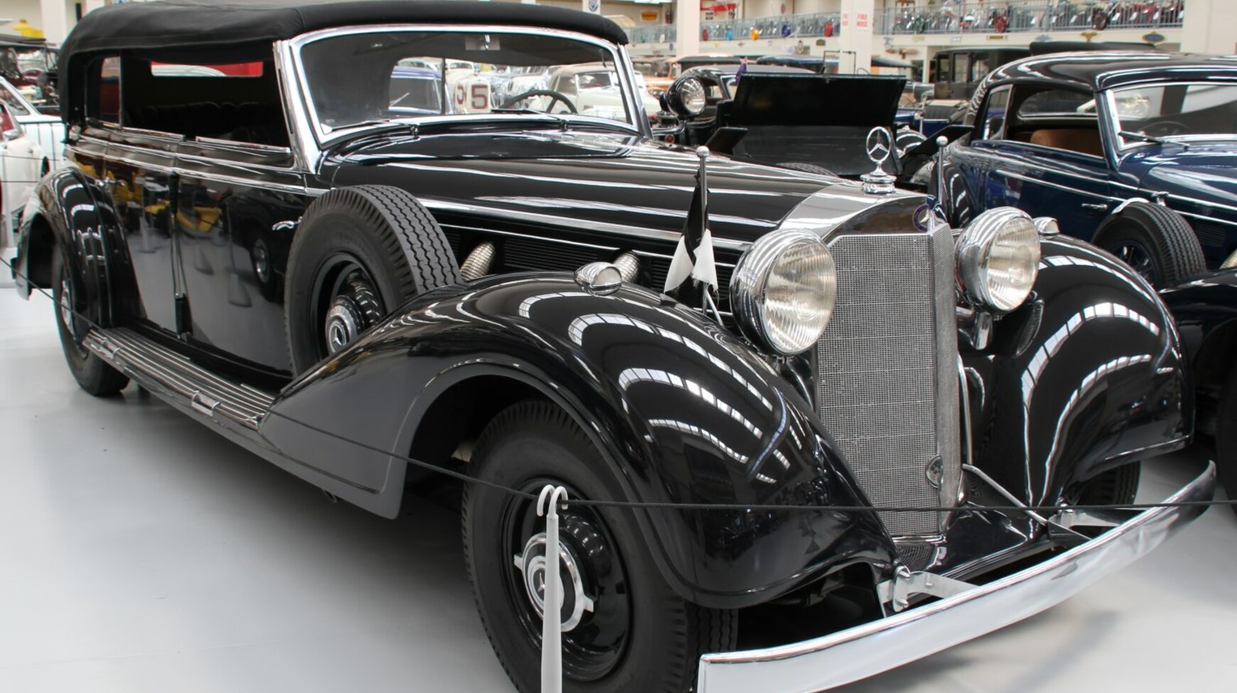 Mercedes-Benz 770 Cabriolet 7.7 (230 Hp) 1938, 1939, 1940, 1941, 1942, 1943 