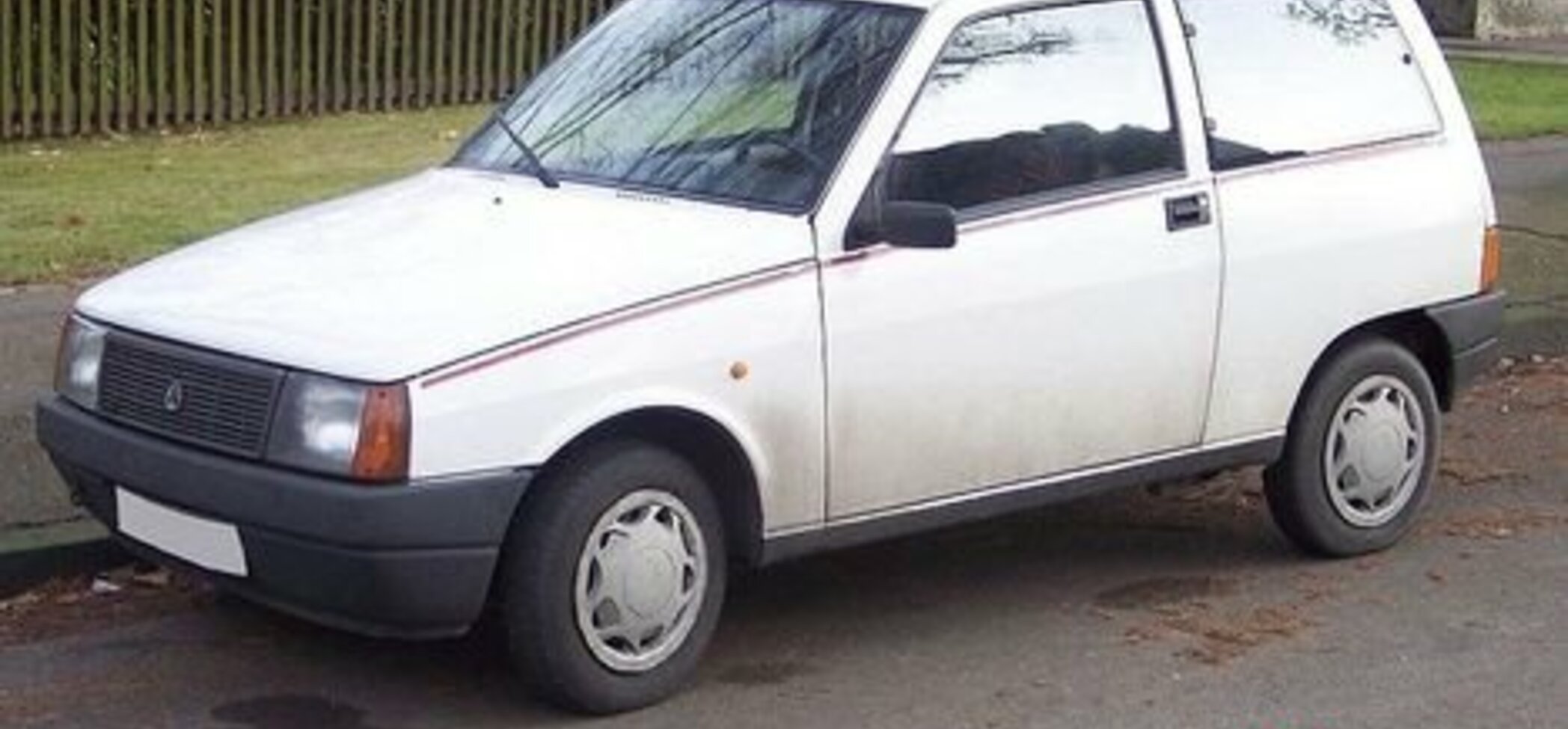 Lancia Y10 (156) 1.1 Avenue 4WD (54 Hp) 1995 