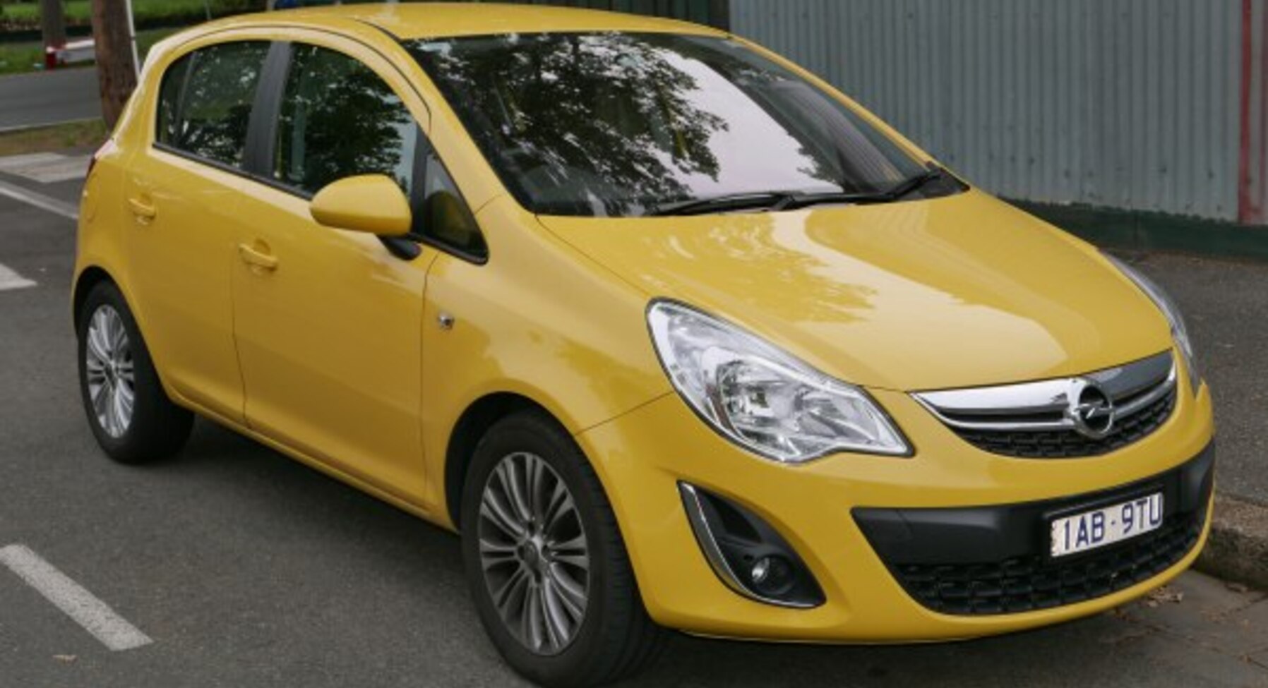 Opel Corsa D (Facelift 2011) 5-door 1.4 XER (100 Hp) Automatic 2011, 2012, 2013, 2014 