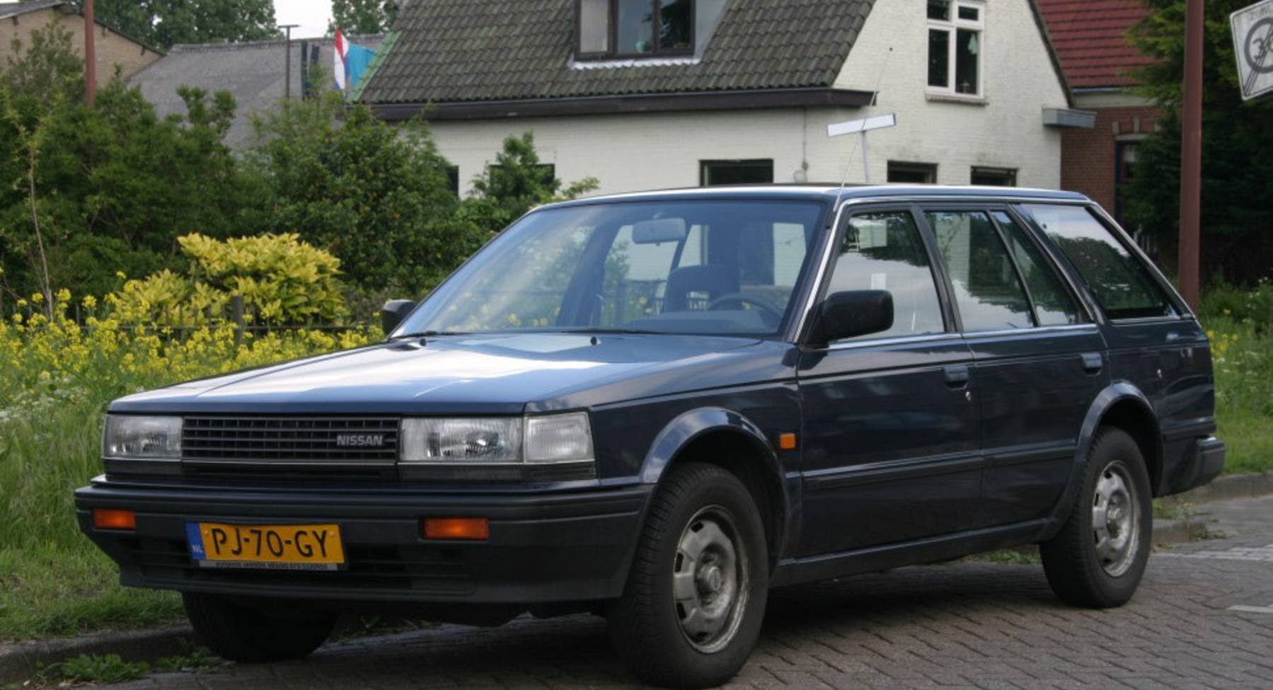 Nissan Bluebird Station Wagon (WU11) 2.0 (102 Hp) 1986, 1987 