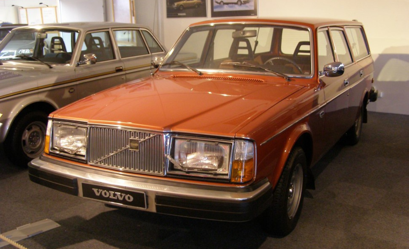 Volvo 260 Combi (P265) 2.8 (155 Hp) 1980, 1981, 1982 