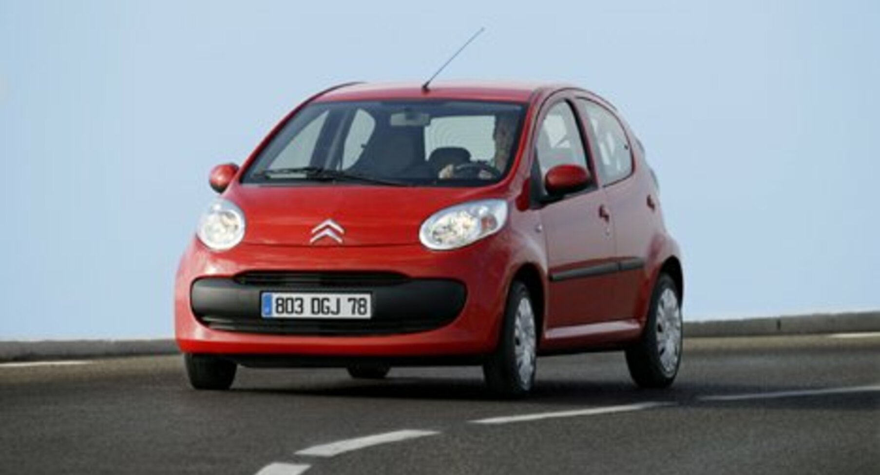 Citroen C1 I (Phase I, 2005 5-door) 1.0i (68 Hp) SensoDrive 2005, 2006, 2007, 2008 