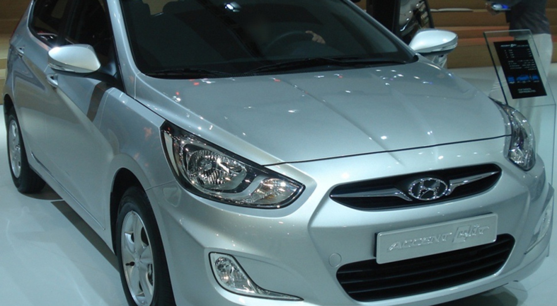 Hyundai Solaris I 1.6 MPI (123 Hp) 2011, 2012, 2013, 2014 