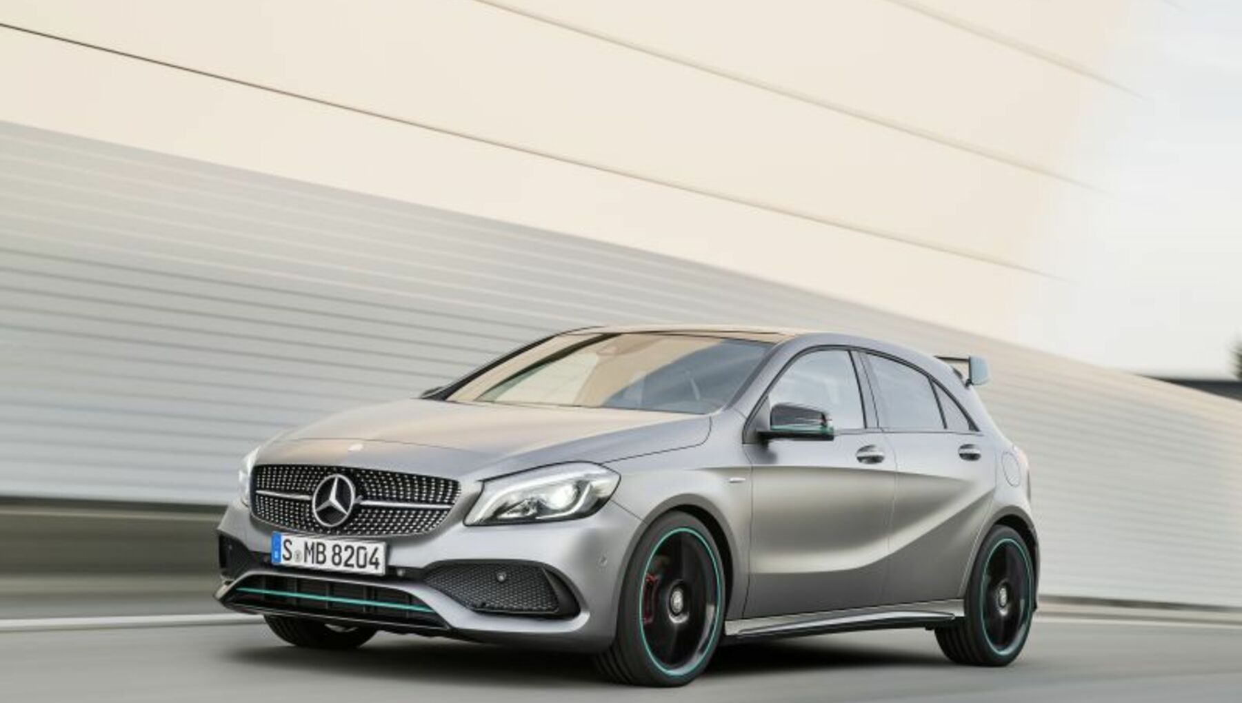 Mercedes-Benz A-class (W176 facelift 2015) A 200d (136 Hp) 4MATIC DCT 2015, 2016, 2017, 2018 