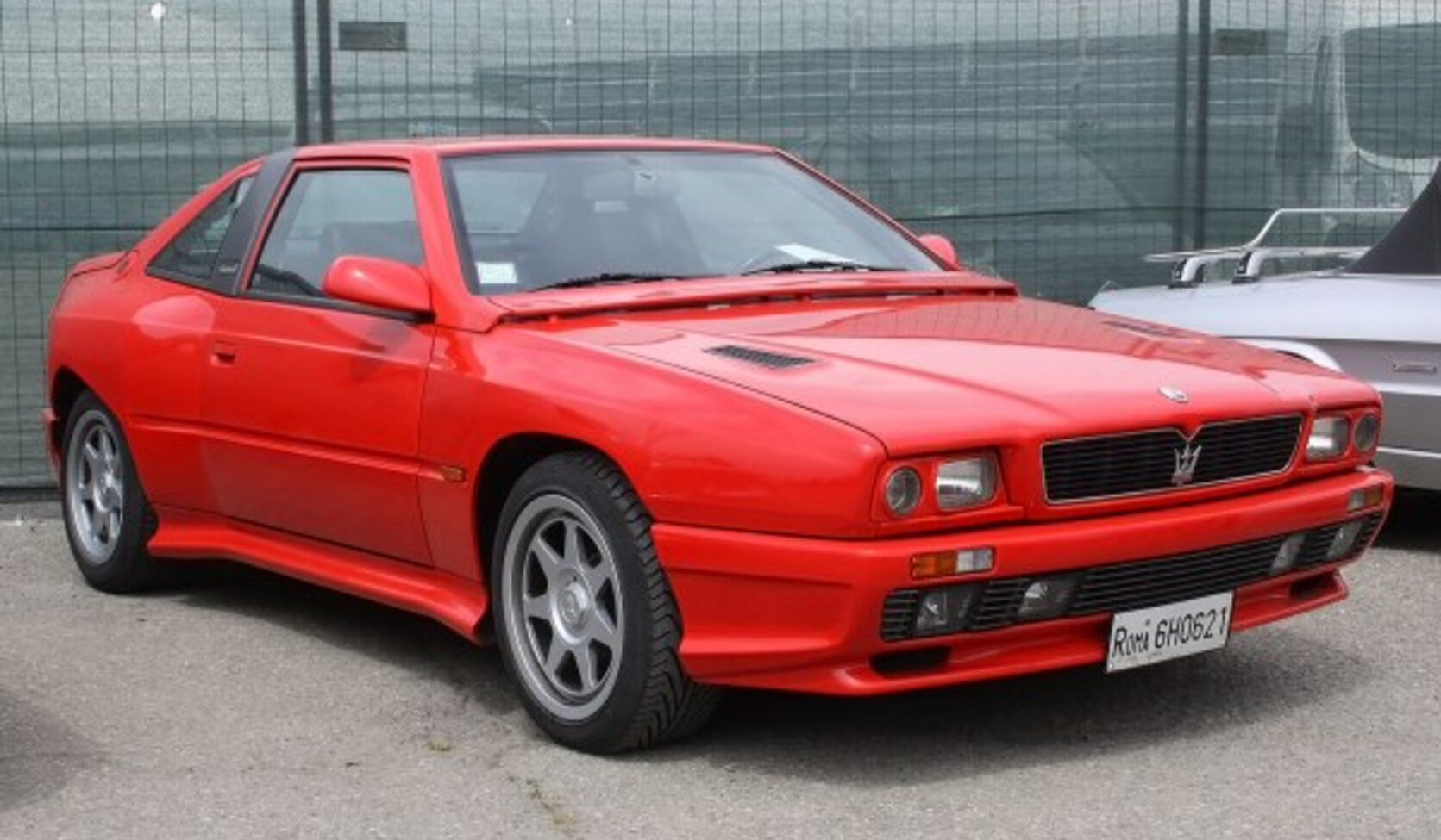 Maserati Shamal 3.2 i V8 32V (326 Hp) 1989, 1990, 1991, 1992, 1993, 1994, 1995 