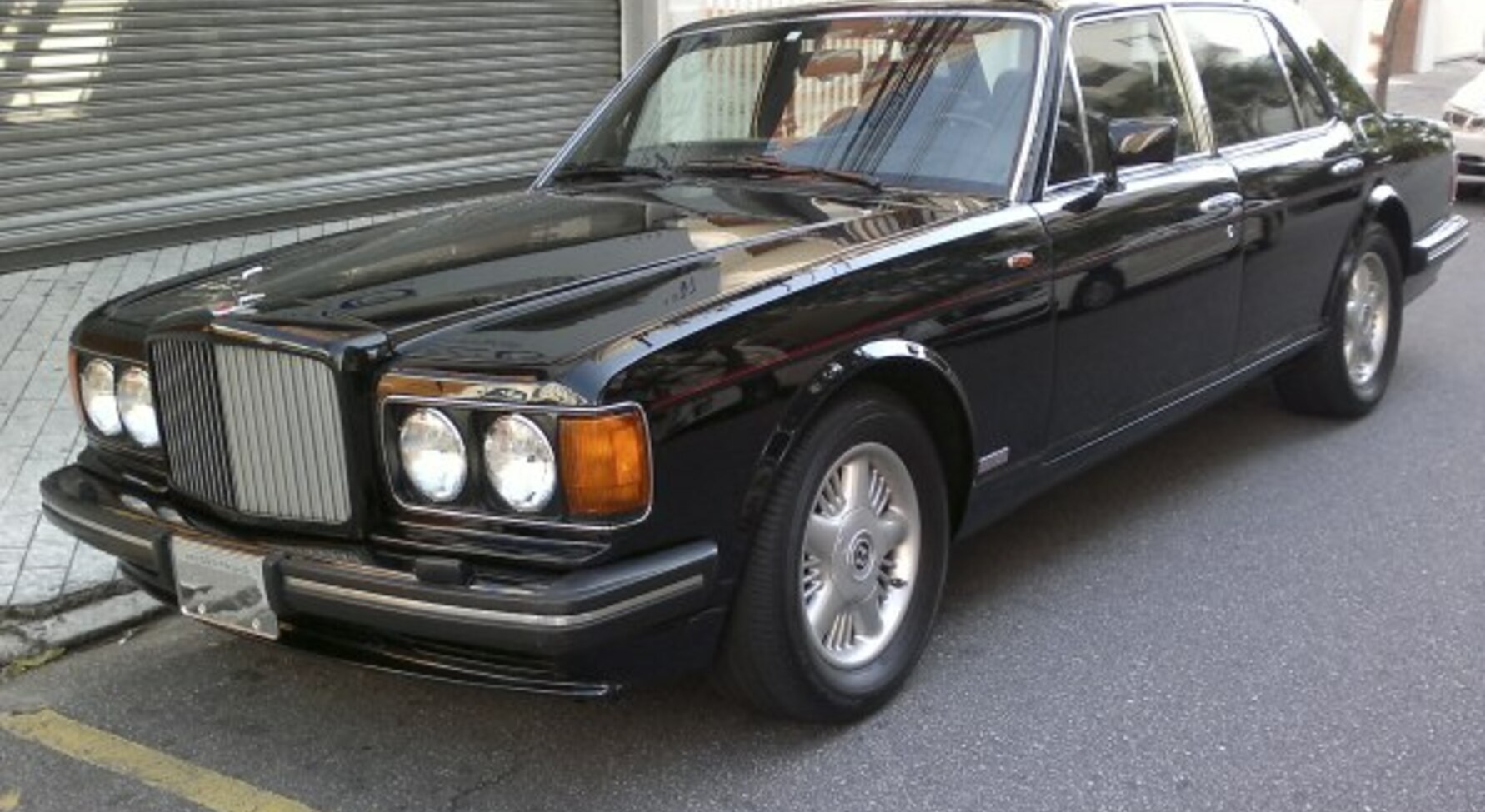 Bentley Turbo R 6.7 i V8 Turbo (389 Hp) 1993, 1994, 1995, 1996, 1997, 1998 