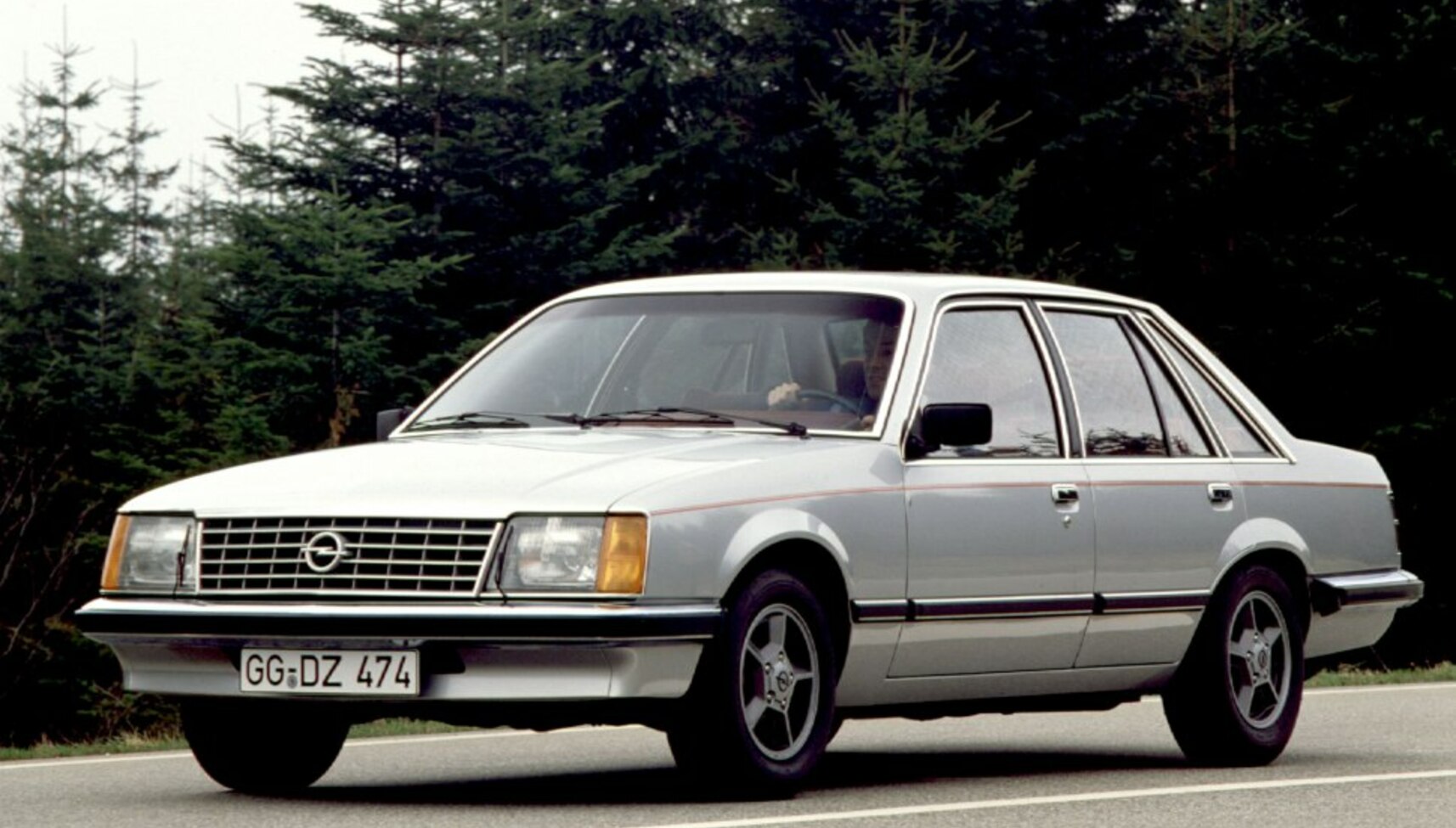 Opel Senator A 2.8 S (140 Hp) 1978, 1979, 1980, 1981 