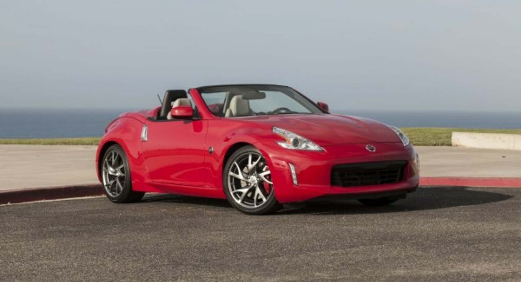 Nissan 370Z Roadster (facelift 2013) 3.7 V6 (328 Hp) Automatic 2013, 2014, 2015, 2016, 2017, 2018, 2019 