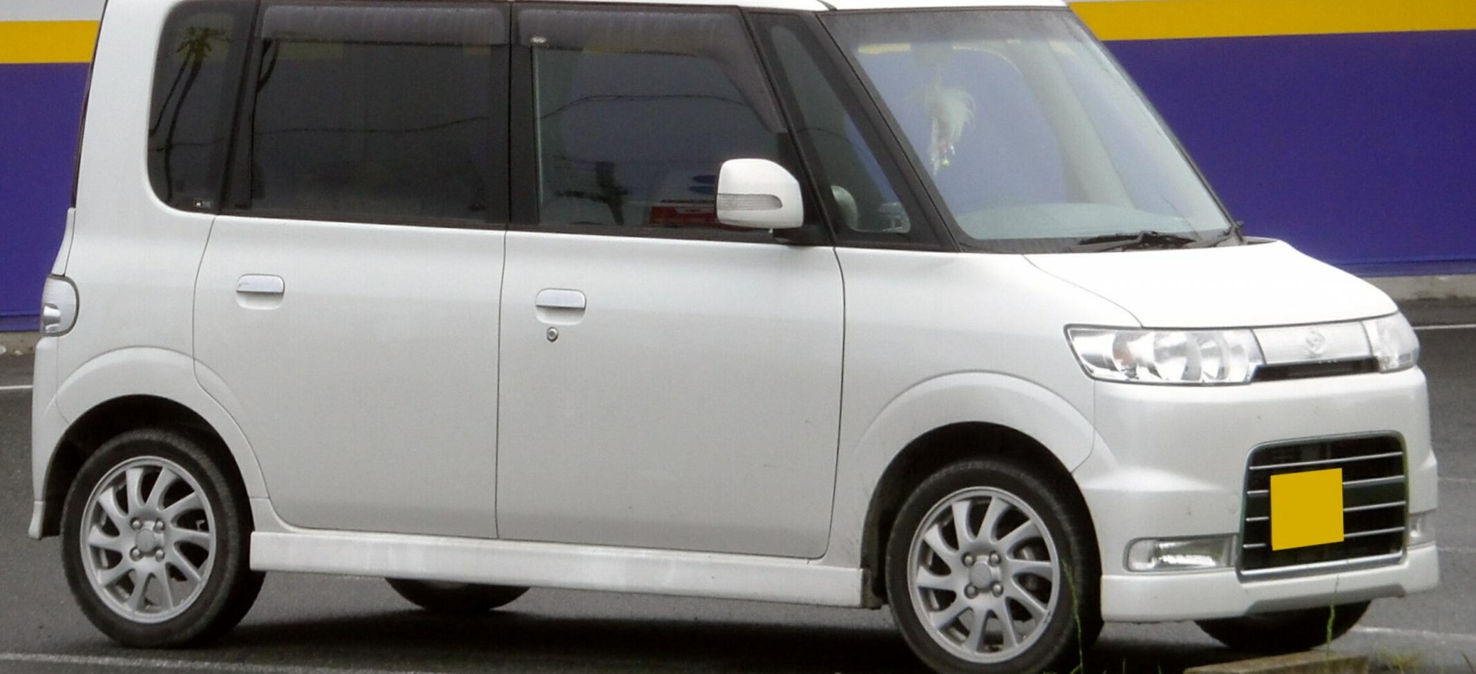 Daihatsu Tanto 0.66L R3 12V (58 Hp) 2003, 2004, 2005, 2006, 2007 