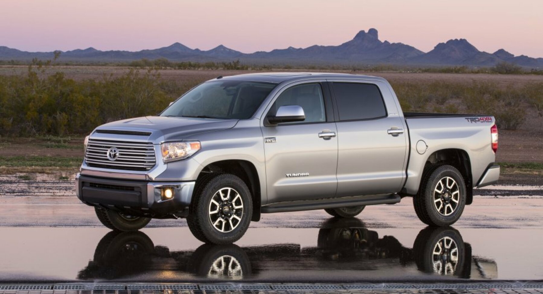 Toyota Tundra II CrewMax (facelift 2013) 4.6 V8 32V (310 Hp) Automatic 2013, 2014, 2015, 2016, 2017 