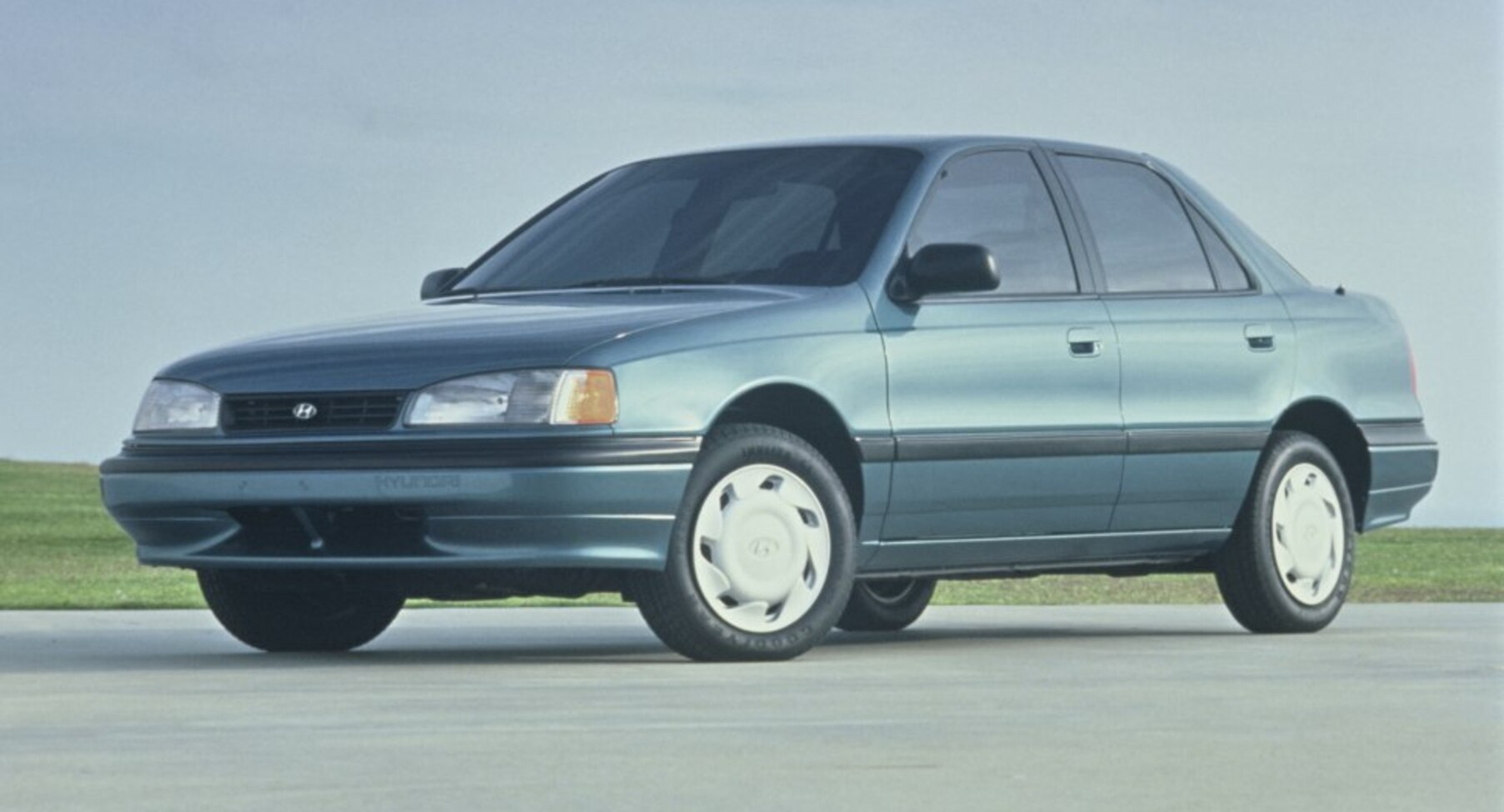 Hyundai Elantra I 1.8 i.e. 16V (127 Hp) 1990, 1991, 1992, 1993, 1994, 1995 