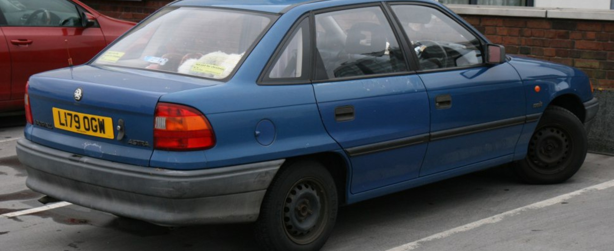 Vauxhall Astra Mk III 1.7 D (57 Hp) 1991, 1992 