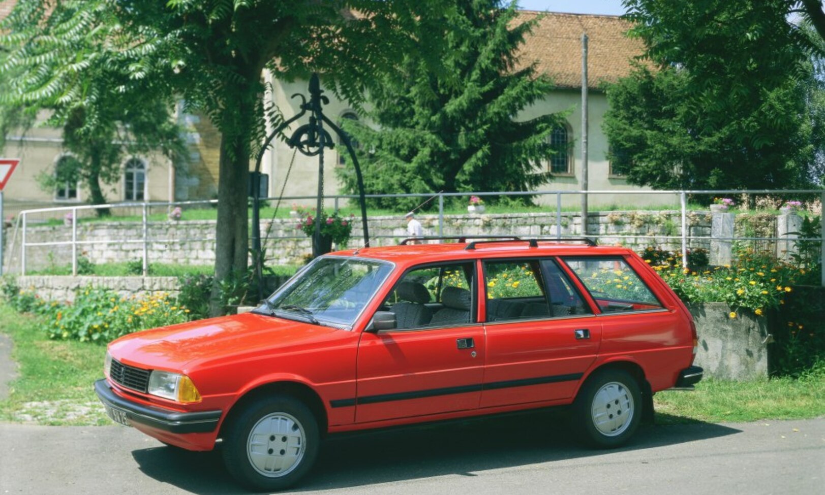 Peugeot 305 II Break (581E) 1.9 Diesel (65 Hp) 1982, 1983, 1984, 1985, 1986, 1987, 1988 