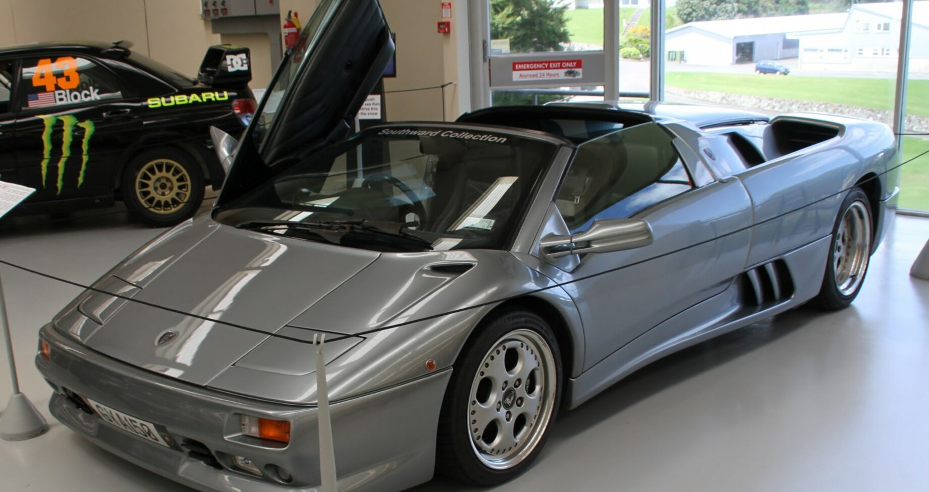 Lamborghini Diablo Roadster 5.7 (530 Hp) 1998, 1999, 2000, 2001, 2002, 2003, 2004, 2005, 2006 