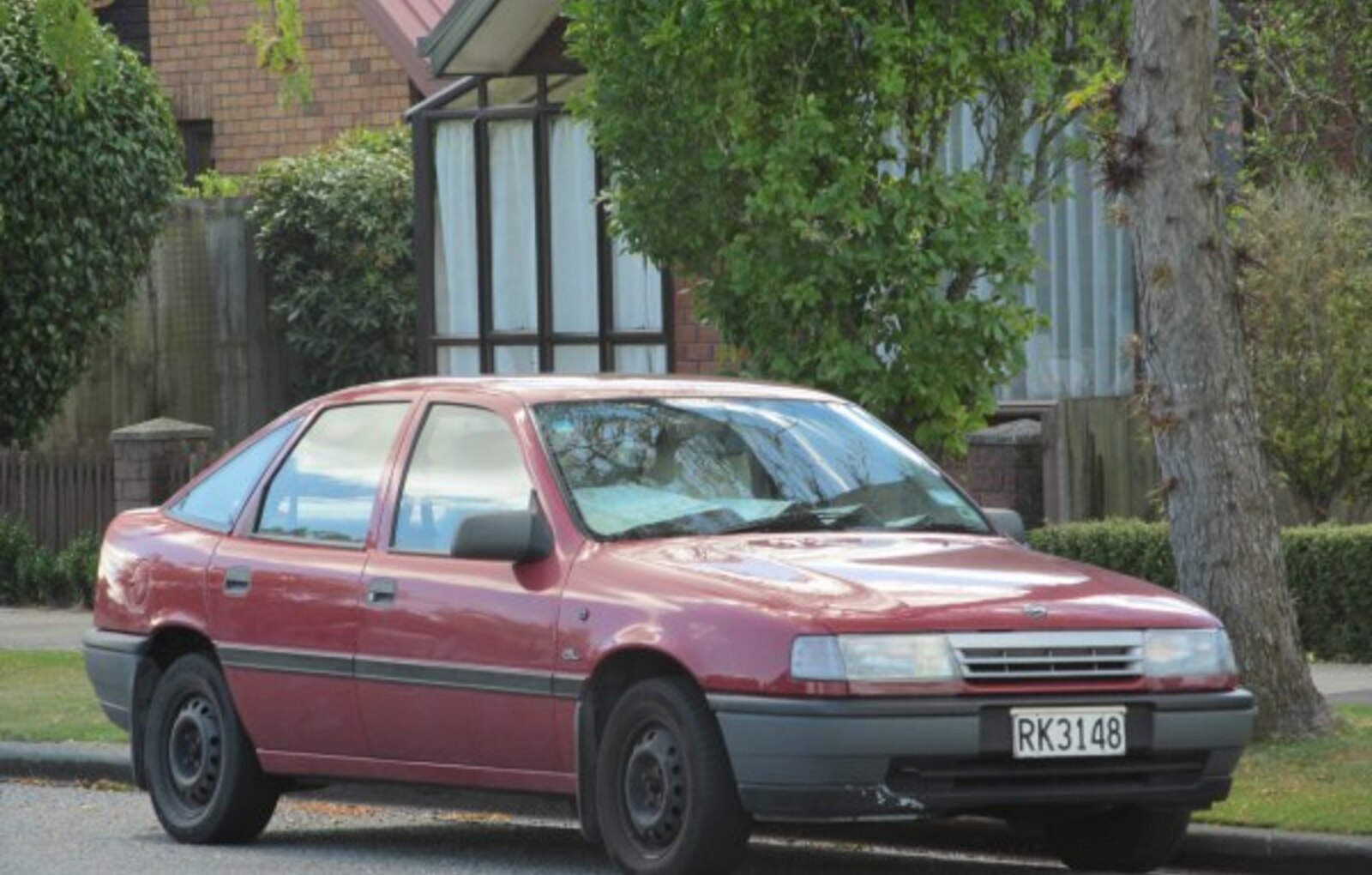 Opel Vectra A CC 2.0i CAT (115 Hp) Automatic 1988, 1989, 1990, 1991, 1992 