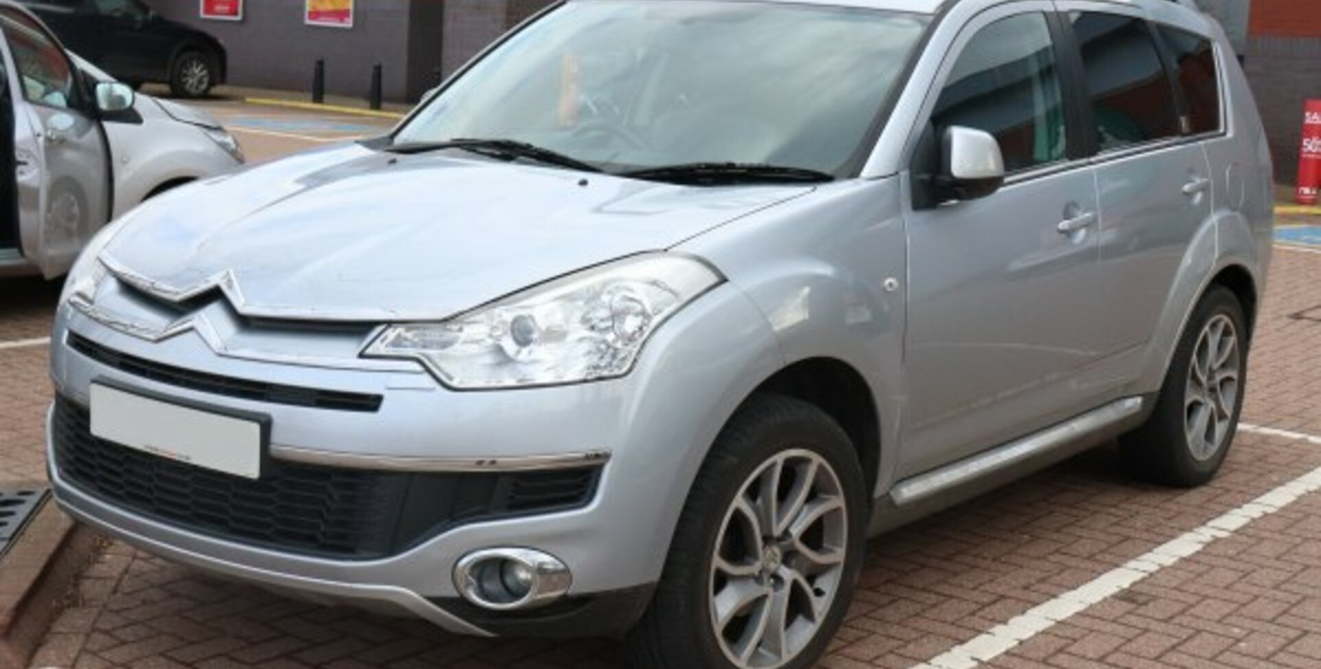 Citroen C-Crosser 2.4i 16V (170 Hp) CVT 7 Seats 2008, 2009, 2010, 2011, 2012 