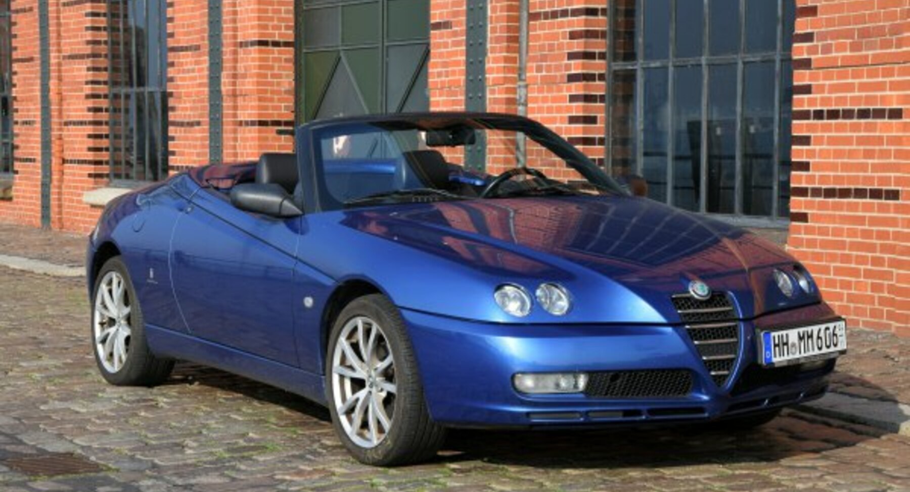 Alfa Romeo Spider (916, facelift 2003) 3.2 V6 (240 Hp) 2003, 2004 