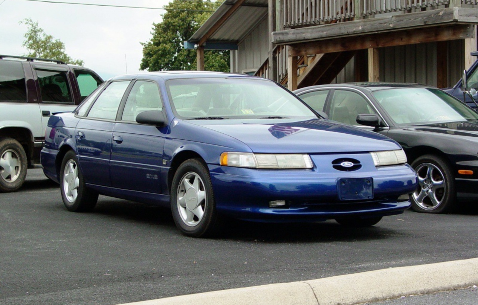 Ford Taurus II 3.8 V6 (141 Hp) Automatic 1992, 1993, 1994, 1995 