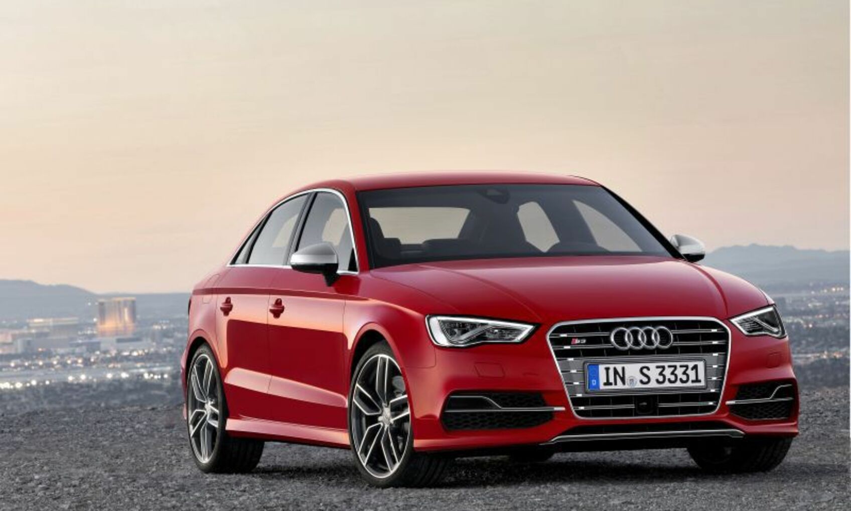 Audi S3 Sedan (8V) 2.0 TFSI (300 Hp) quattro S tronic 2013, 2014, 2015, 2016 