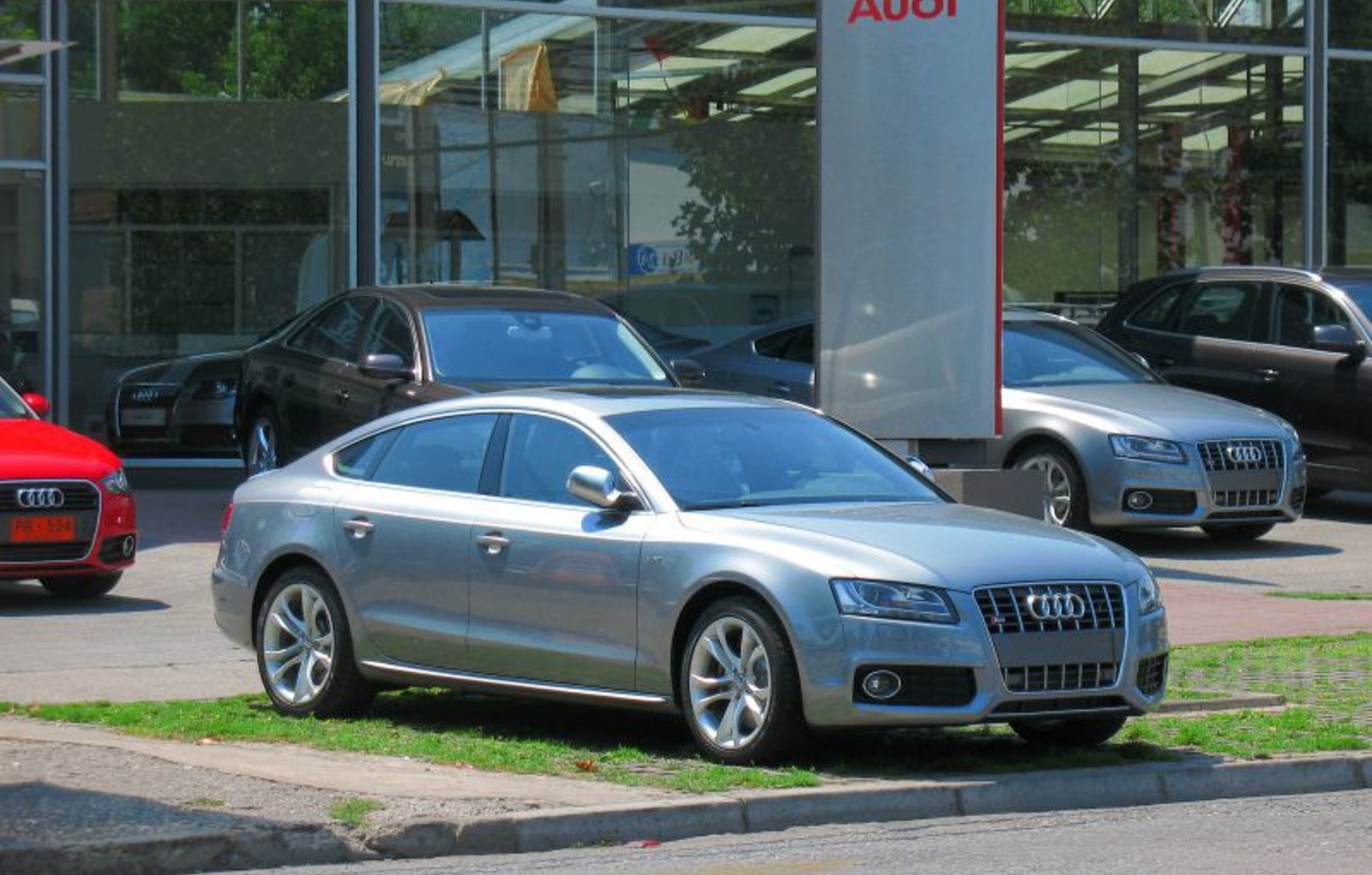 Audi S5 Sportback (8T) 3.0 TFSI V6 (333 Hp) quattro S tronic 2010, 2011 