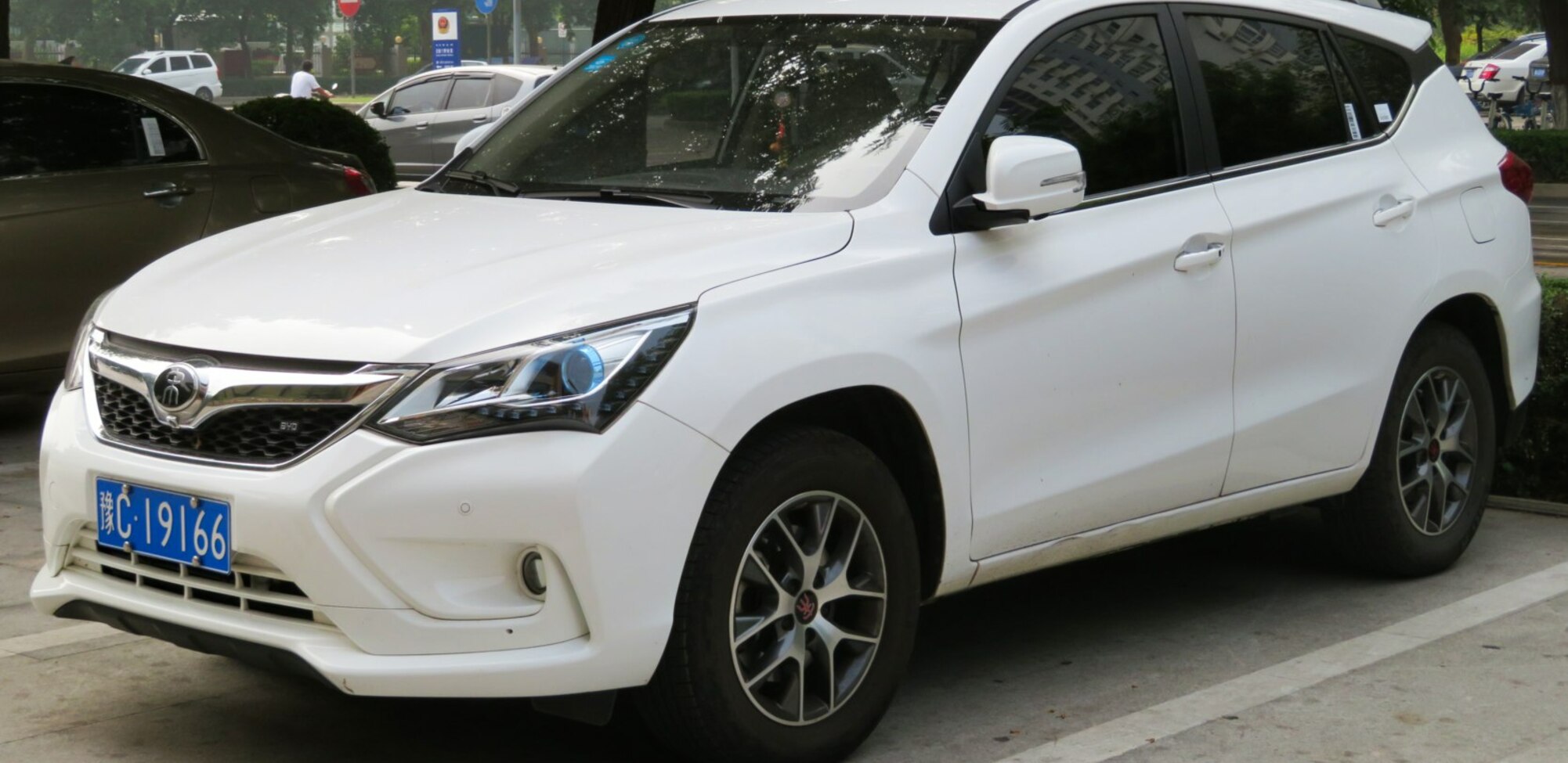 BYD Song I 1.5 TID (154 Hp) 2015, 2016, 2017, 2018