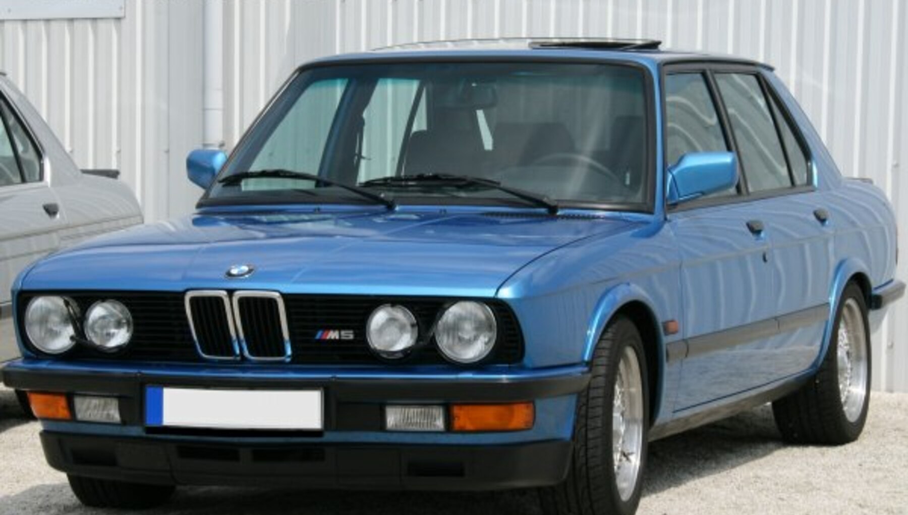 BMW M5 (E28) 535i (192 Hp) 1985, 1986, 1987 