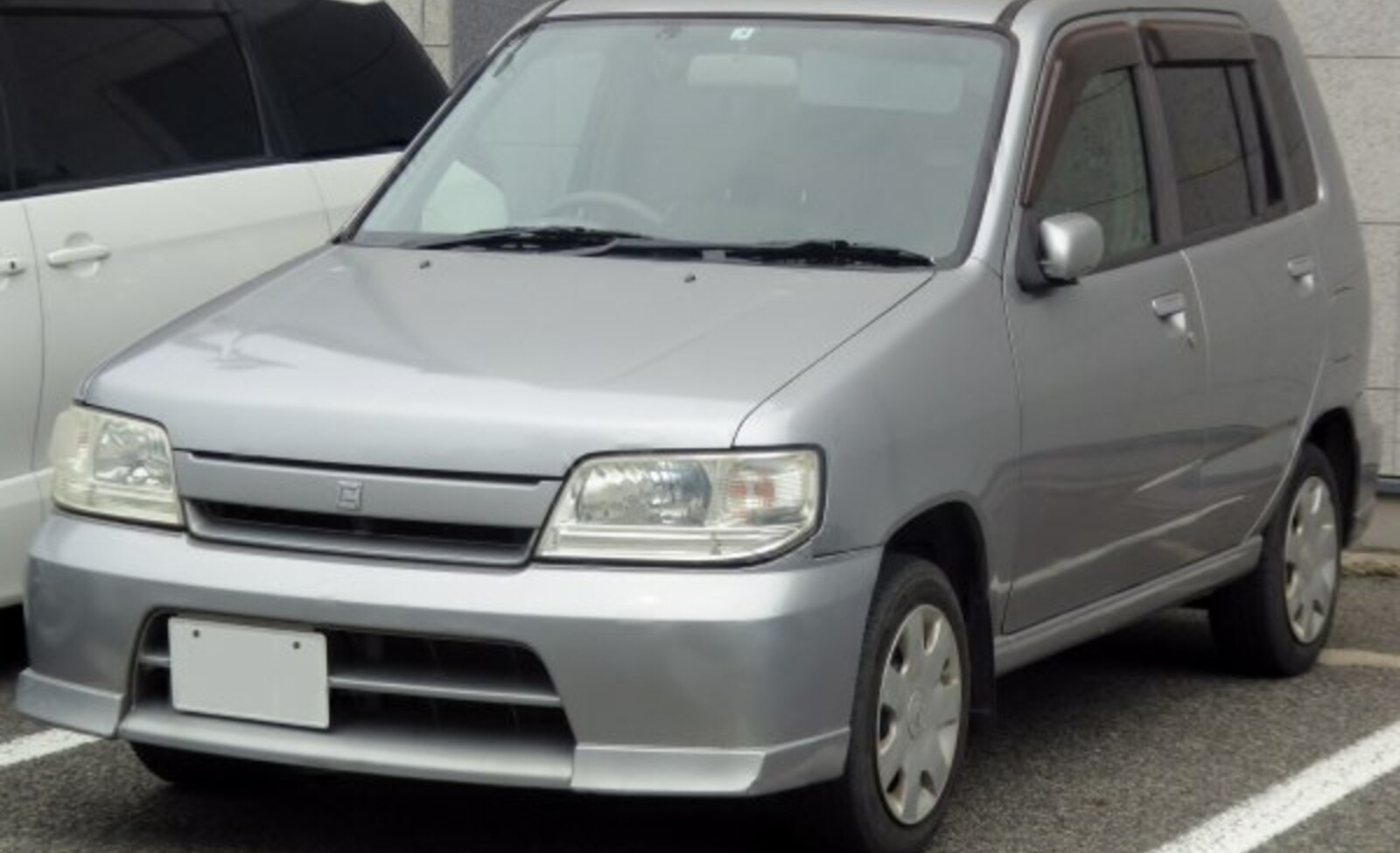 Nissan Cube I 1.3 i 16V (82 Hp) 1998, 1999, 2000, 2001, 2002 