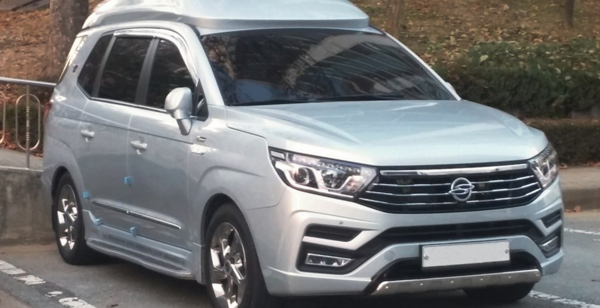 SsangYong Rodius II (facelift 2018) SV200 (155 Hp) 2018, 2019, 2020, 2021 