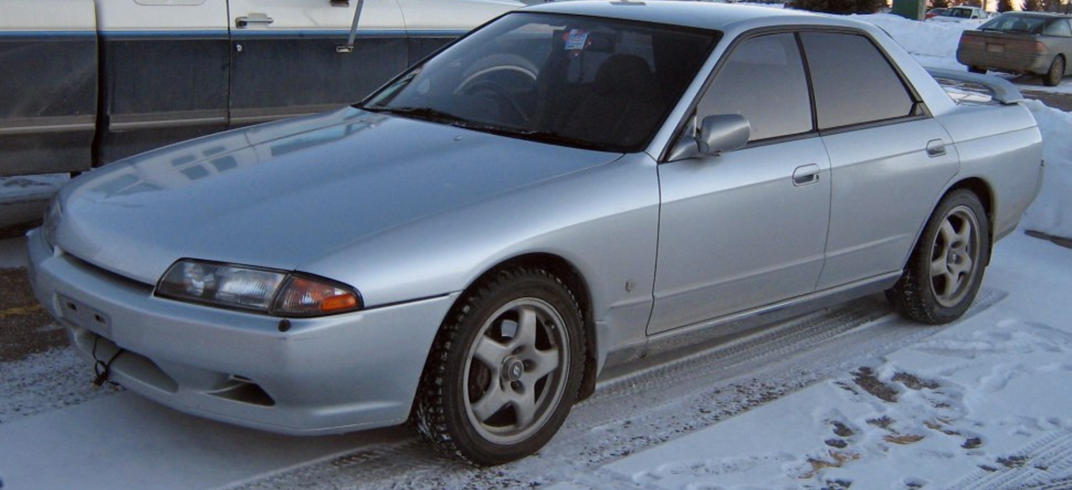 Nissan Skyline VIII (R32) 2.0 i R6 24V (155 Hp) 1989, 1990, 1991, 1992, 1993, 1994, 1995 