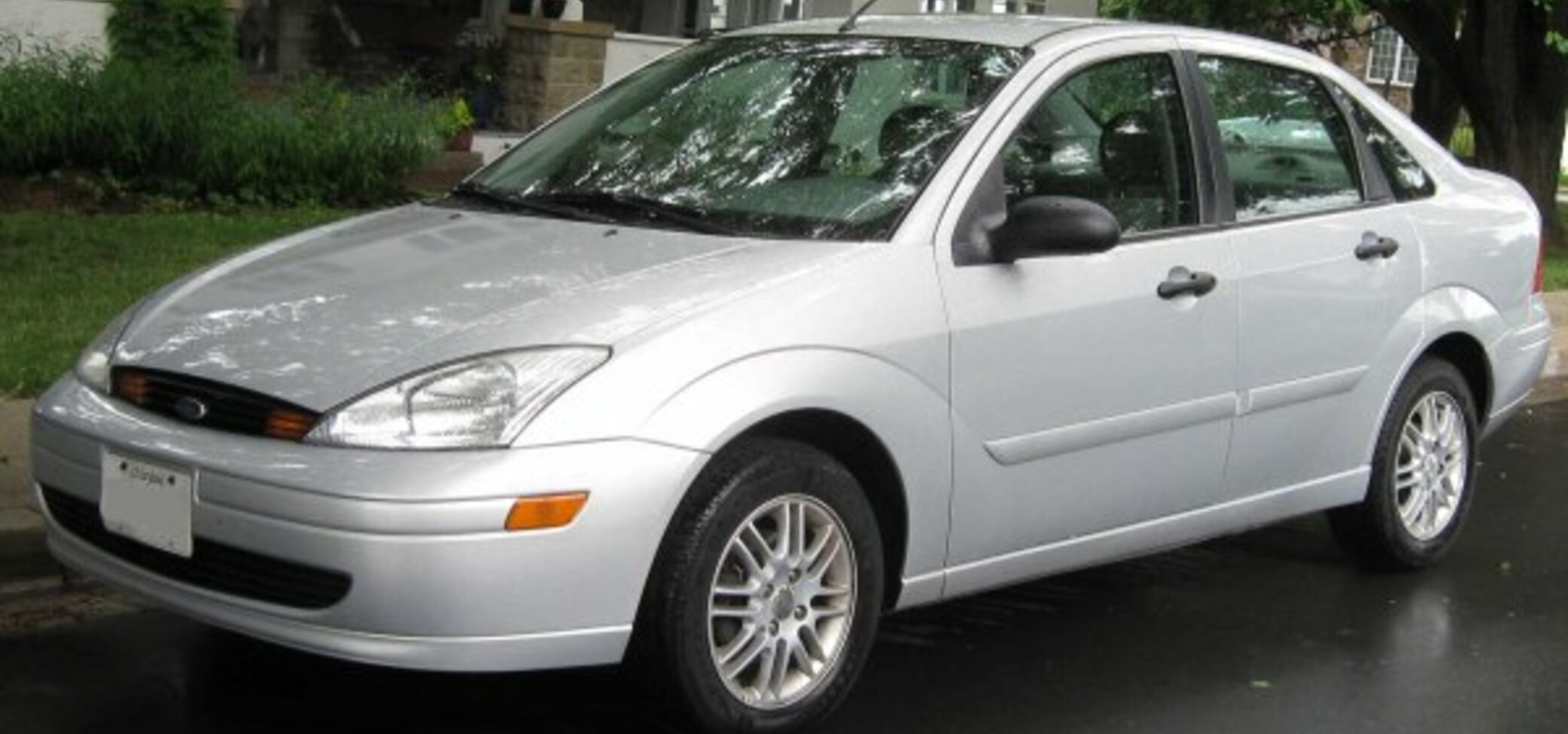 Ford Focus  Sedan (USA) 2.3 i 16V ST (153 Hp) 1999, 2000, 2001, 2002, 2003, 2004 