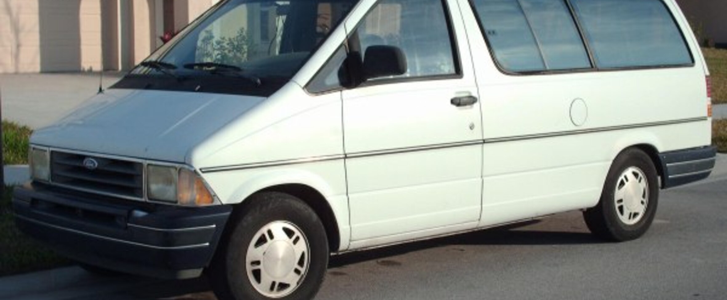 Ford Aerostar 4.0 V6 XL (155 Hp) Automatic 1989, 1990, 1991, 1992, 1993, 1994, 1995, 1996, 1997 