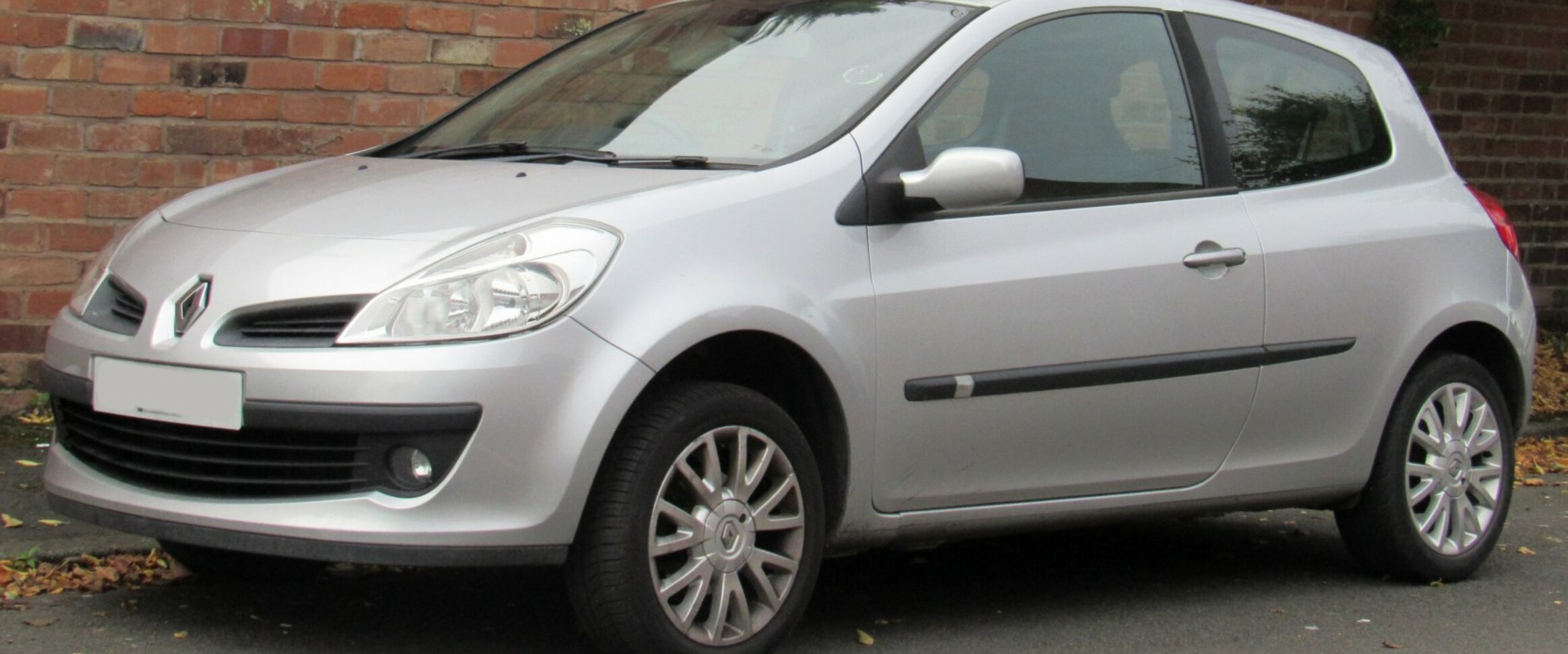 Renault Clio III (Phase I) RS 2.0 i 16V (200 Hp) 2006, 2007, 2008, 2009