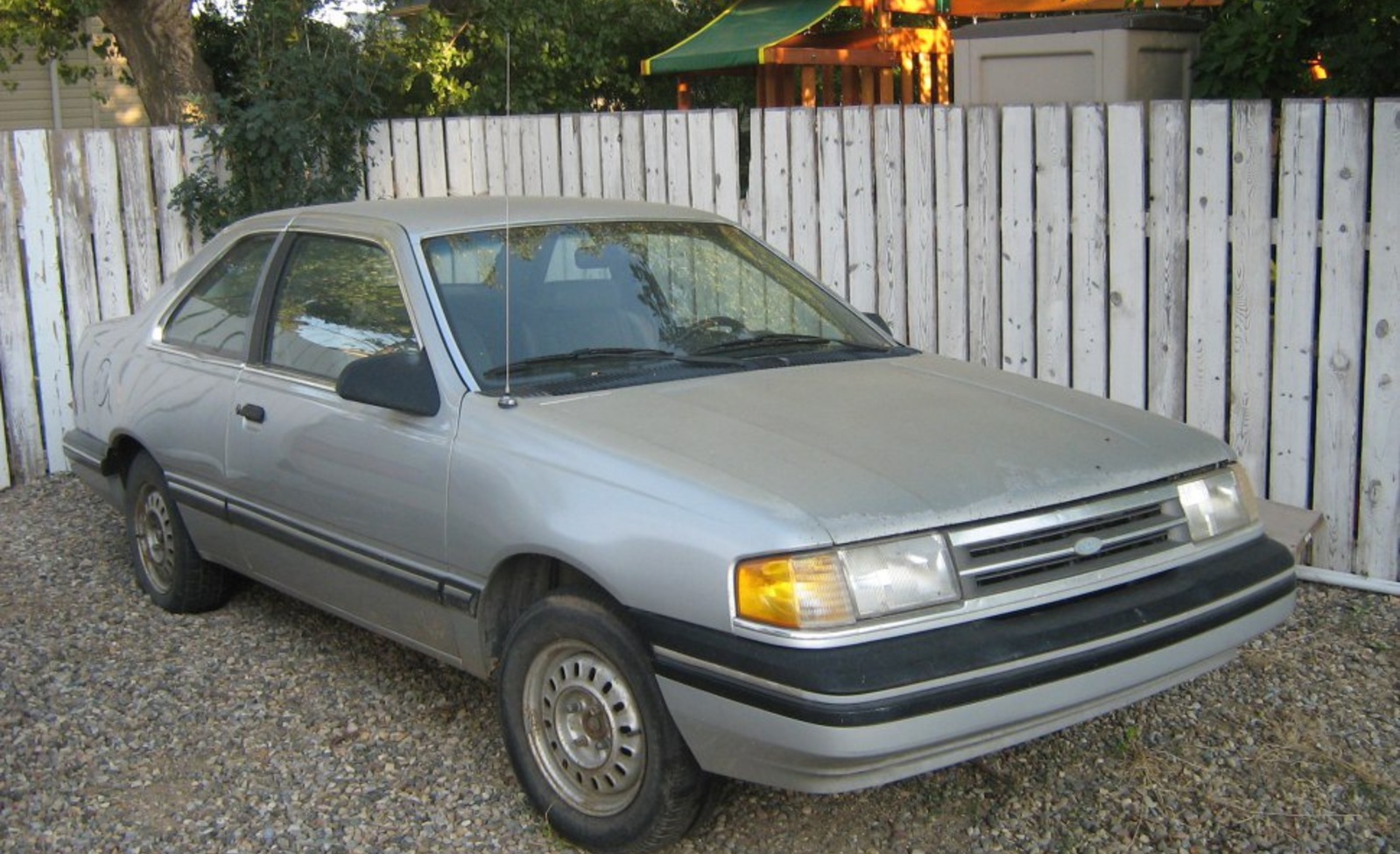 Ford Tempo Coupe 3.0 V6 (132 Hp) 1992, 1993, 1994, 1995 